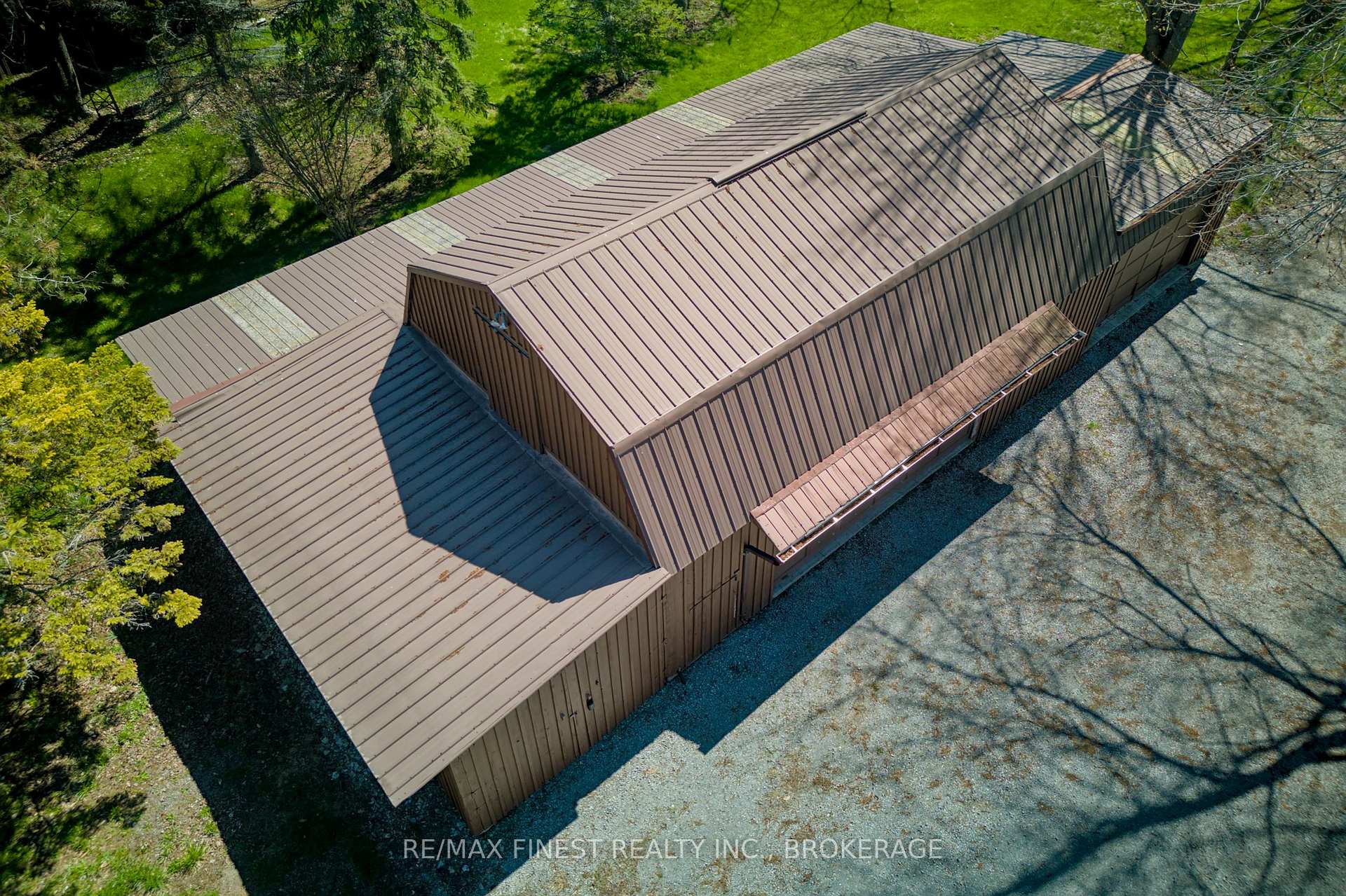 Photo 25 of 10930 Front Road, Loyalist, Amherst Island — HOMEH