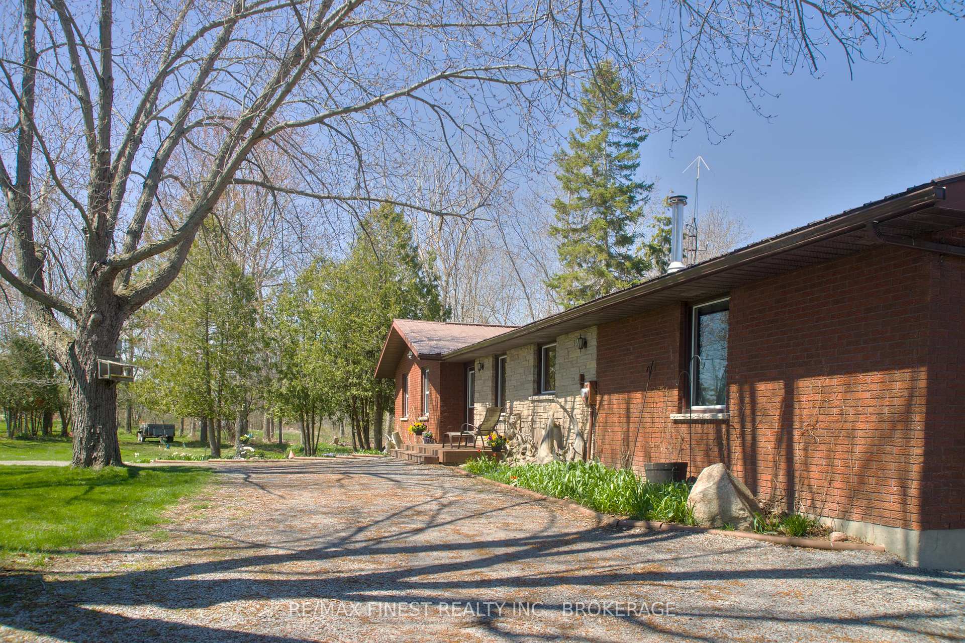 Photo 33 of 10930 Front Road, Loyalist, Amherst Island — HOMEH