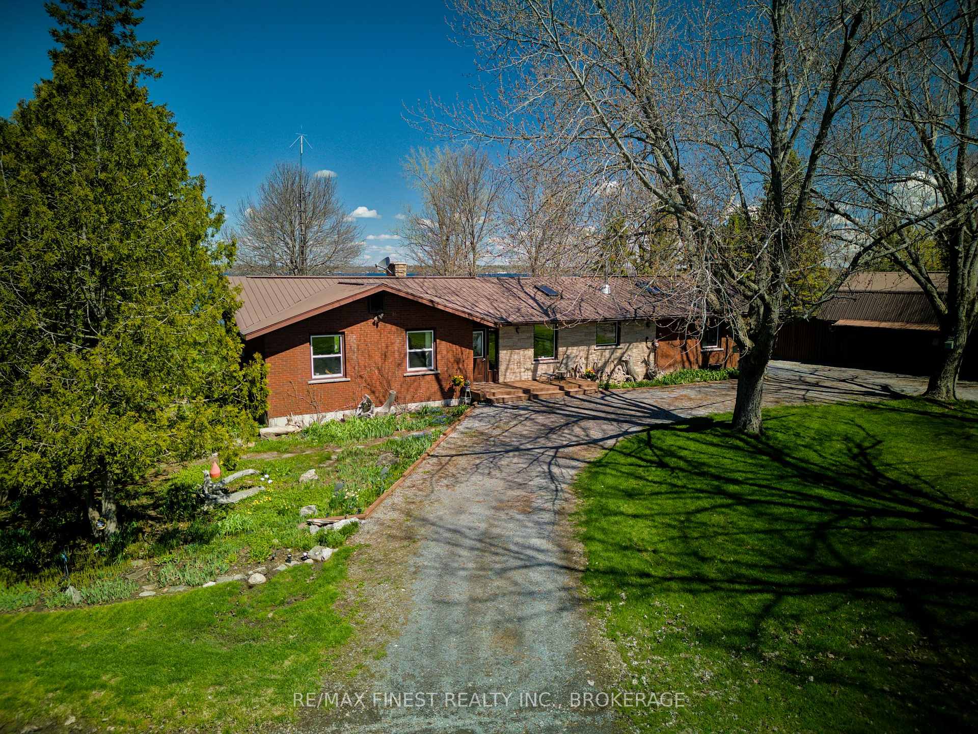Photo 42 of 10930 Front Road, Loyalist, Amherst Island — HOMEH