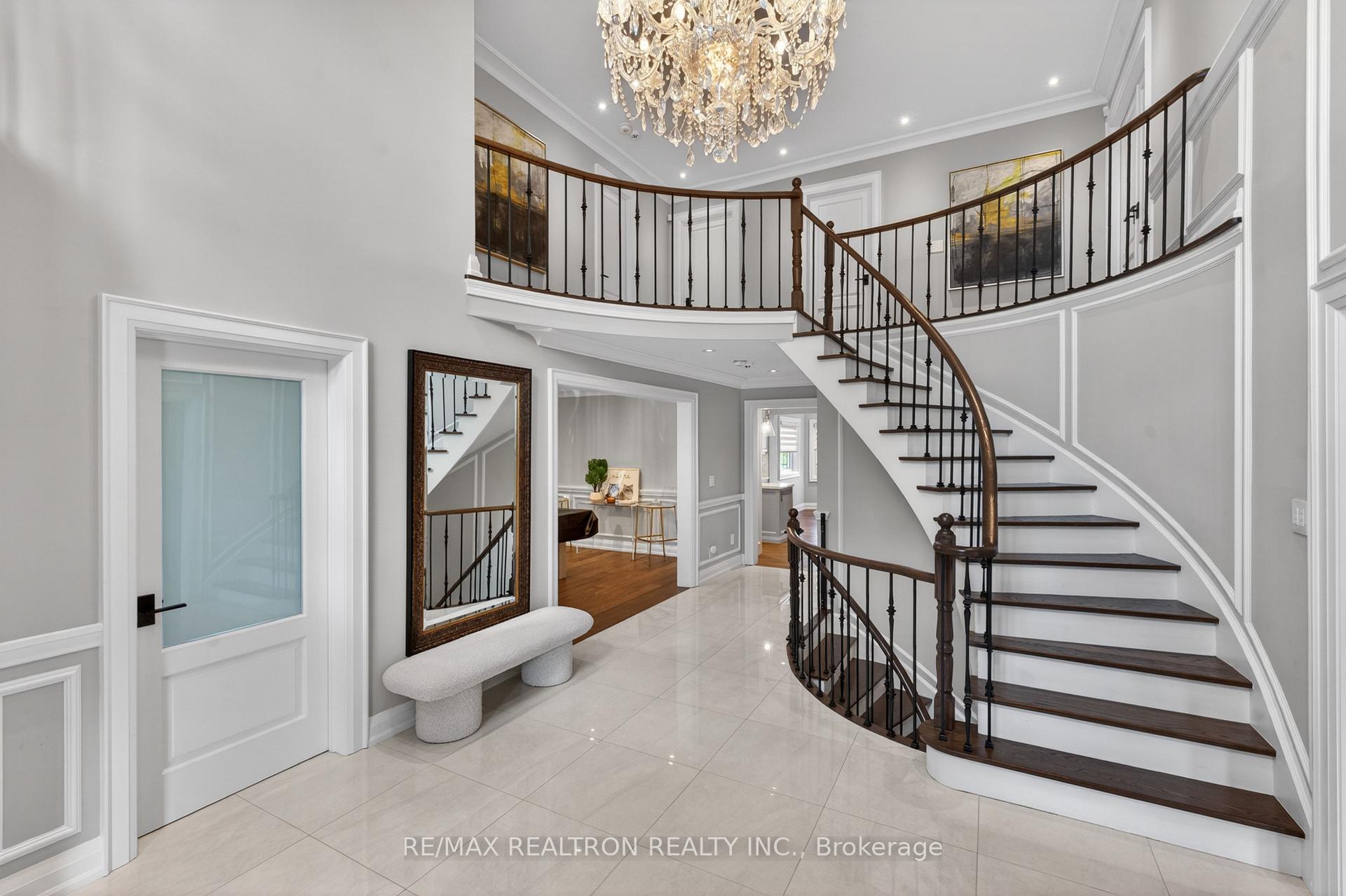 Photo 8 of 38 Beckenridge Drive, Markham, Milliken Mills East — HOMEH