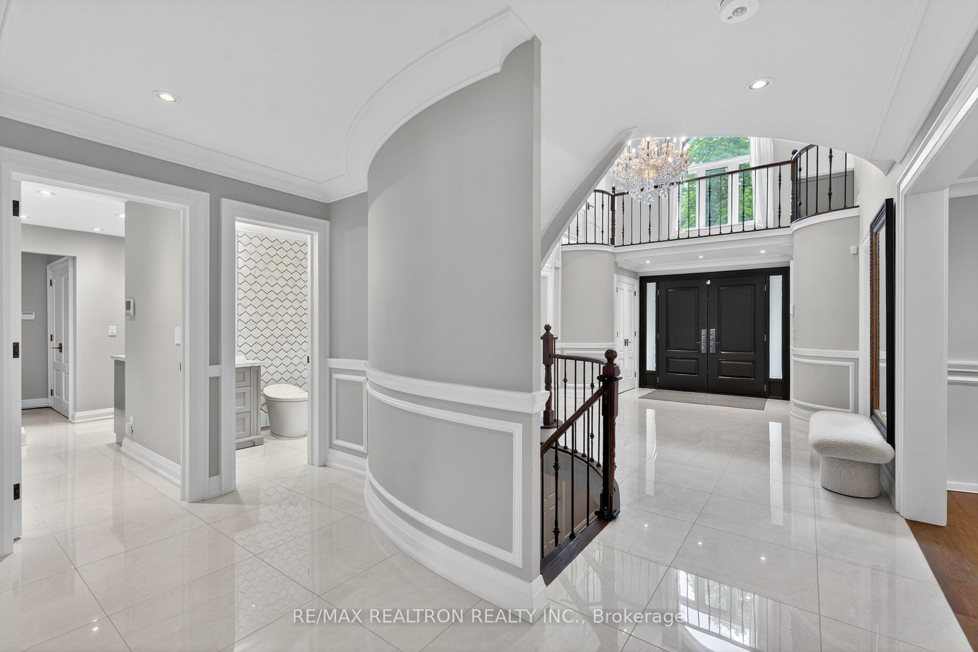 Photo 9 of 38 Beckenridge Drive, Markham, Milliken Mills East — HOMEH