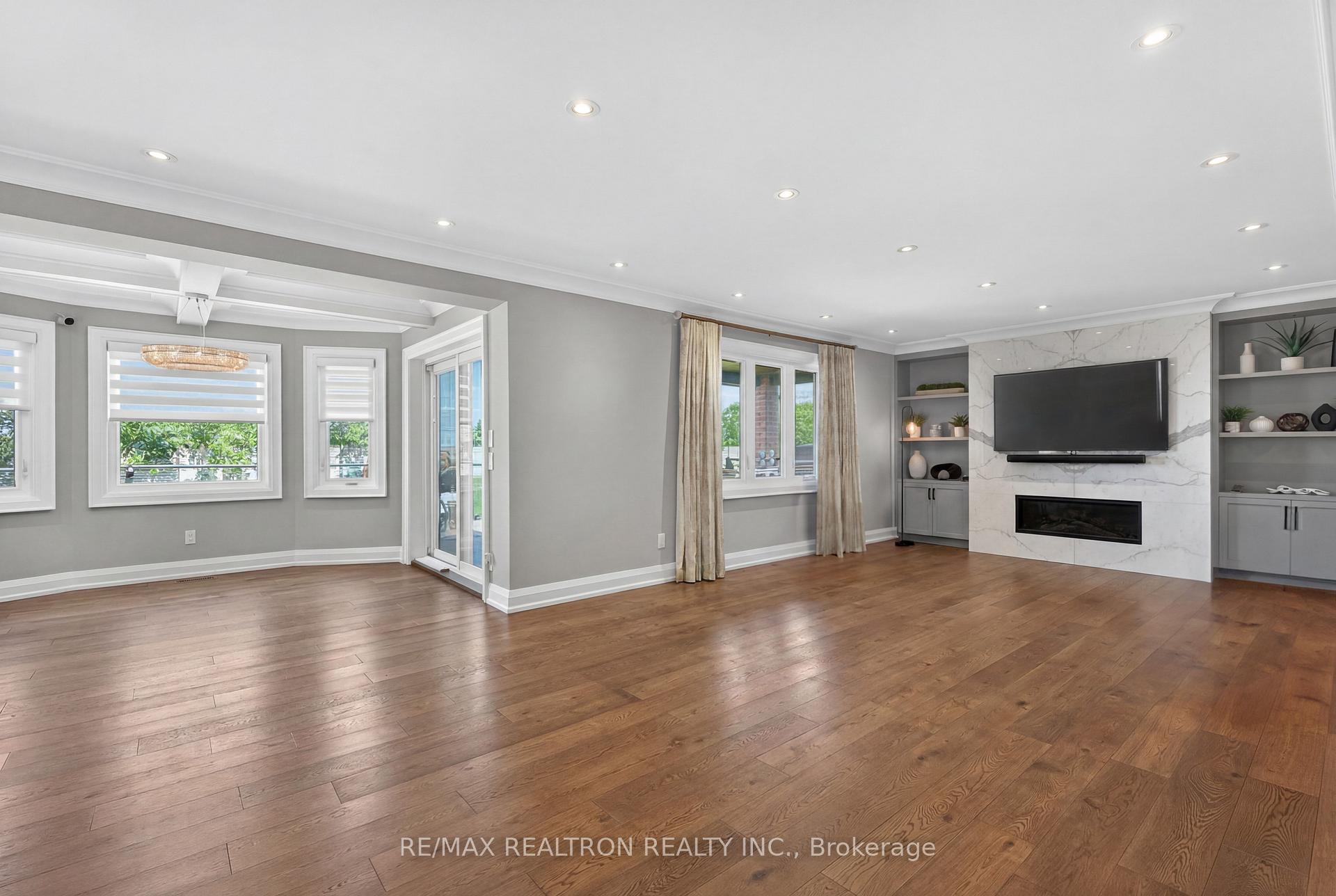 Photo 20 of 38 Beckenridge Drive, Markham, Milliken Mills East — HOMEH