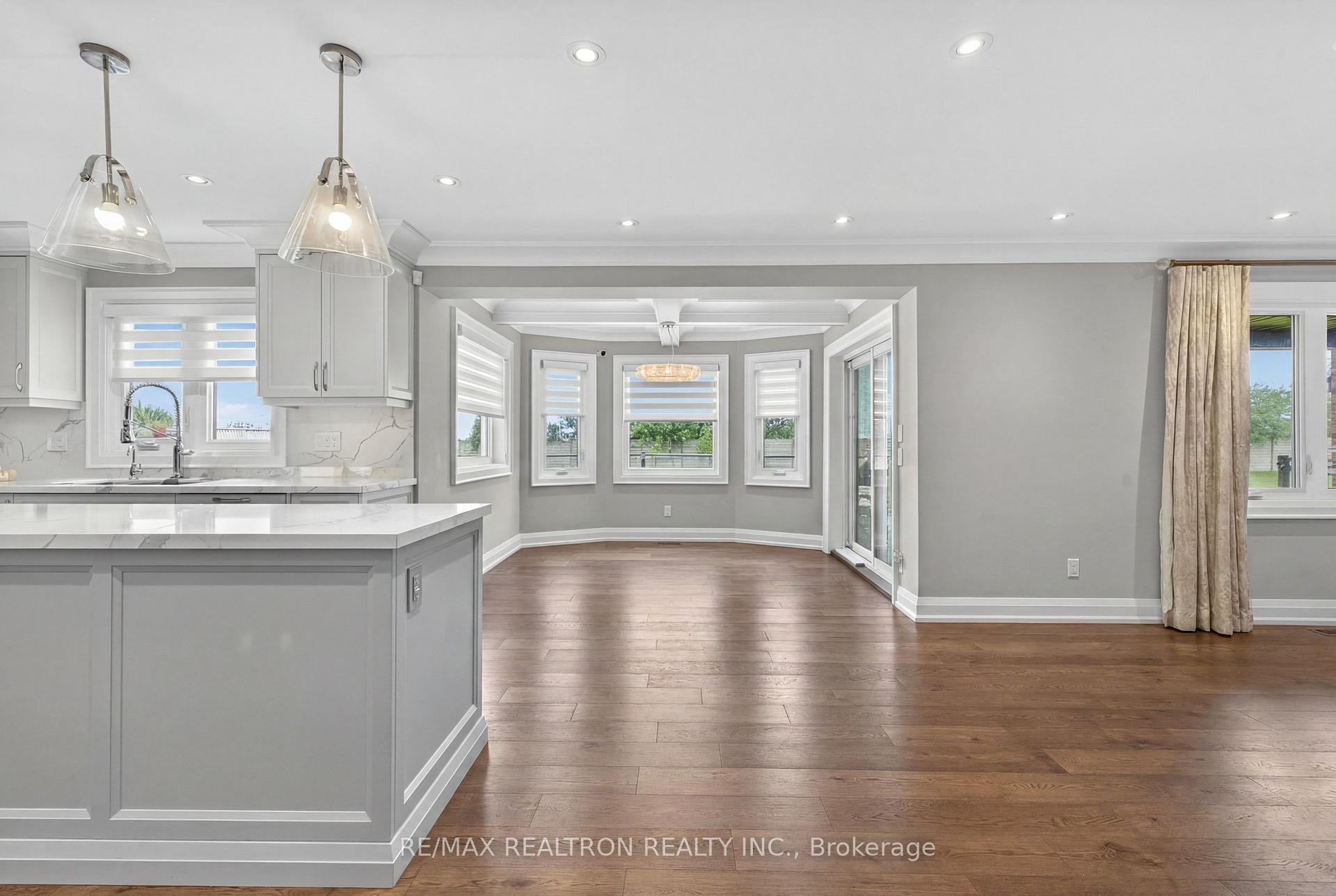 Photo 21 of 38 Beckenridge Drive, Markham, Milliken Mills East — HOMEH