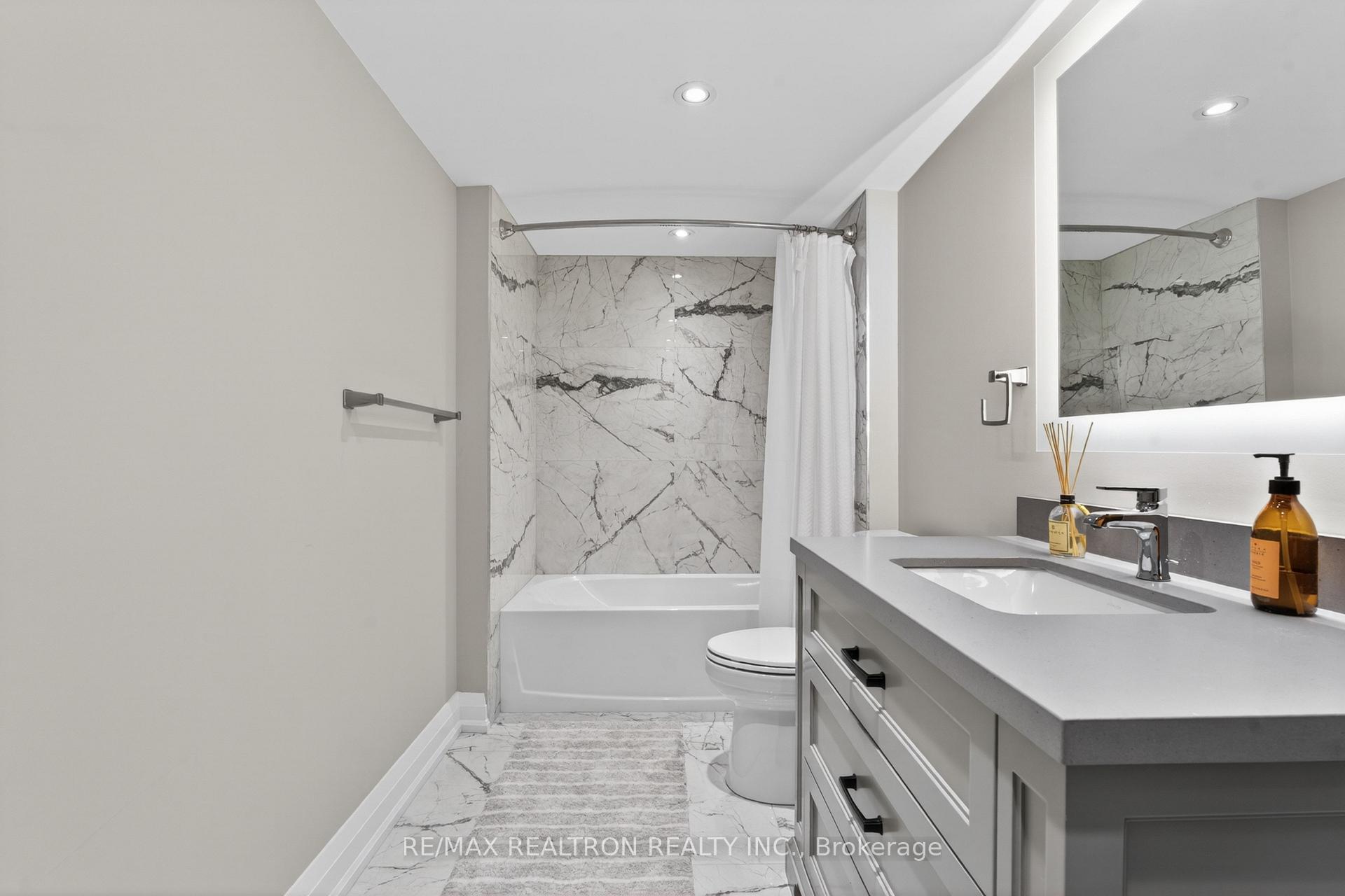 Photo 41 of 38 Beckenridge Drive, Markham, Milliken Mills East — HOMEH