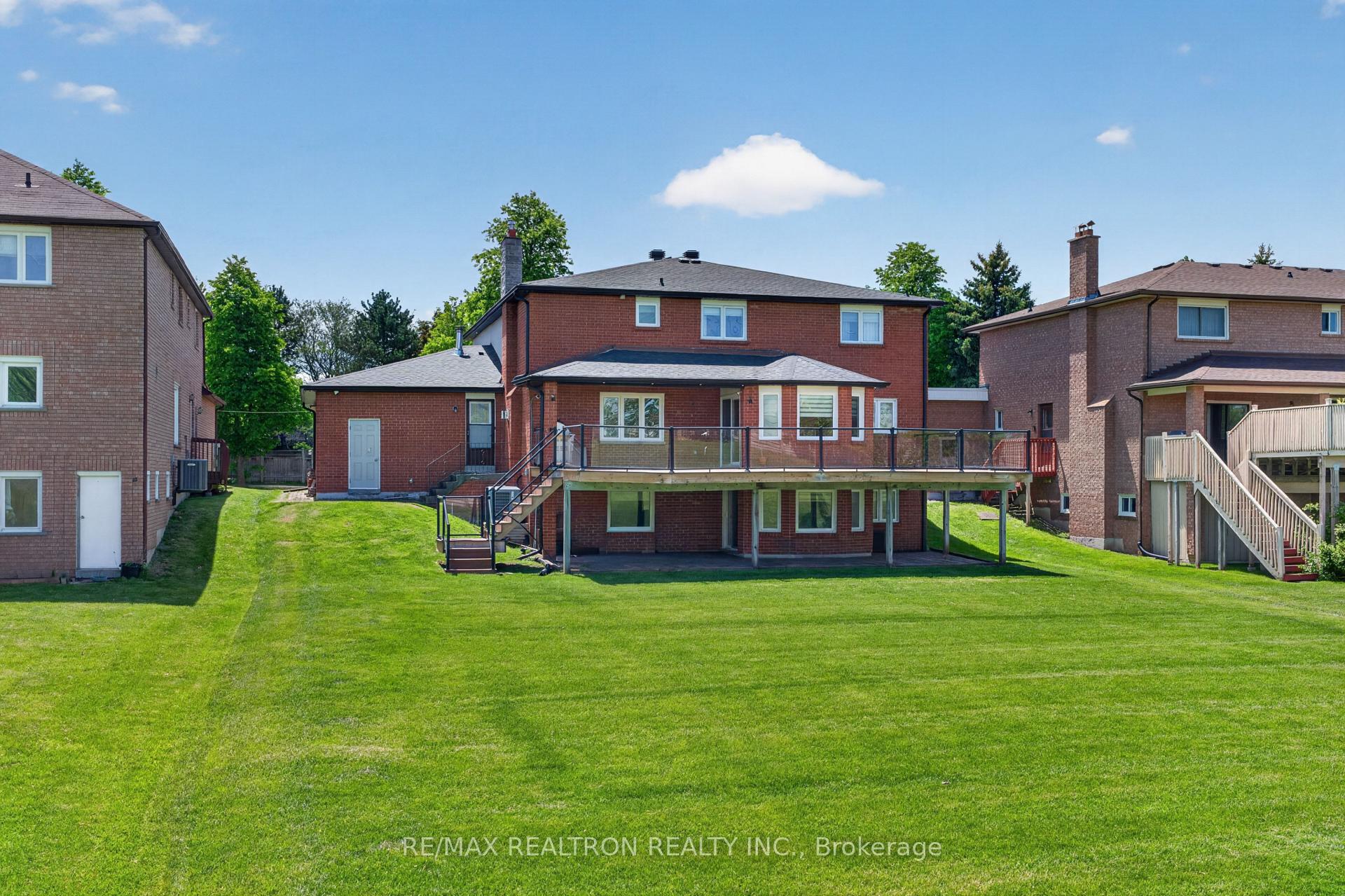 Photo 49 of 38 Beckenridge Drive, Markham, Milliken Mills East — HOMEH