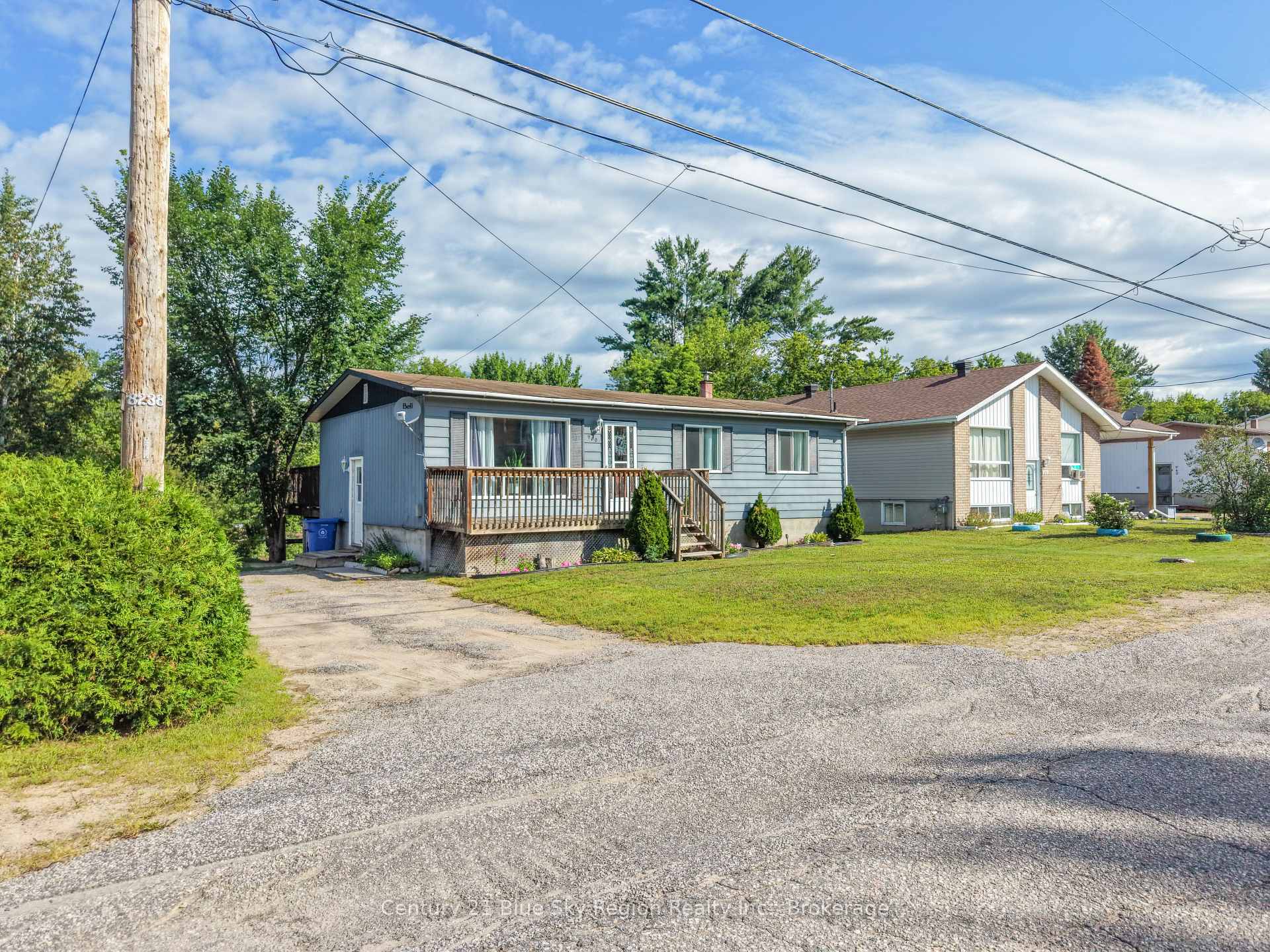 Photo 3 of 980 Lily Street, Mattawa — HOMEH