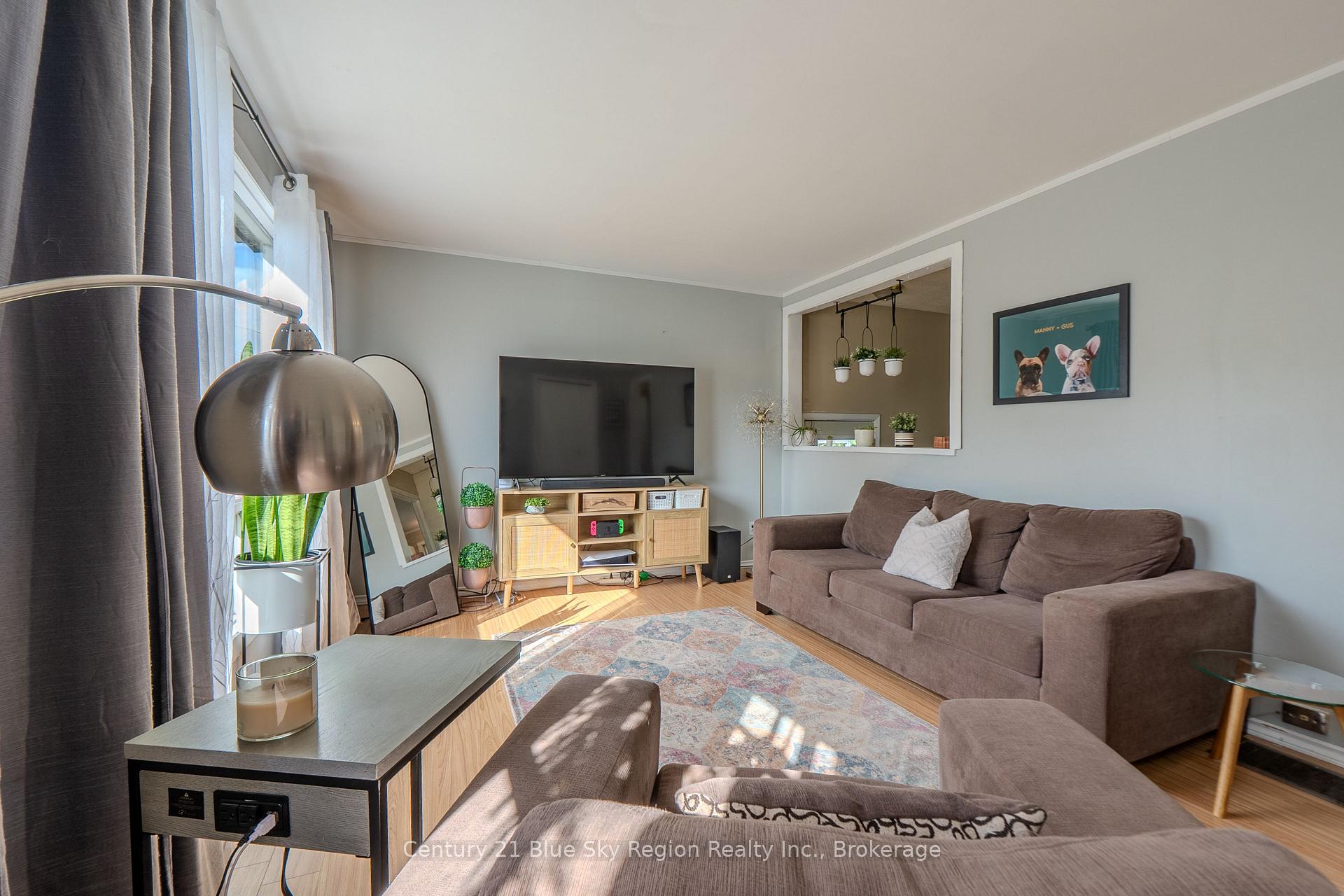 Photo 16 of 980 Lily Street, Mattawa — HOMEH