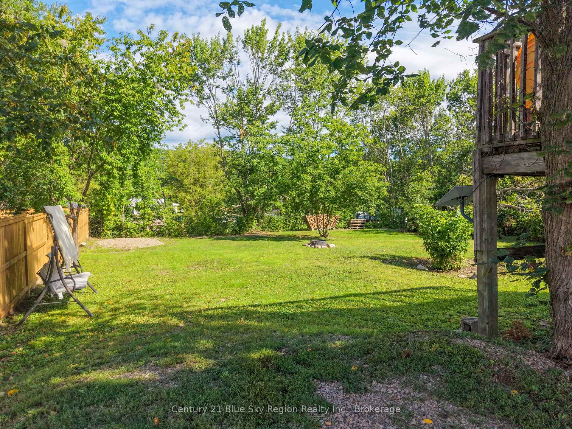 Photo 36 of 980 Lily Street, Mattawa — HOMEH