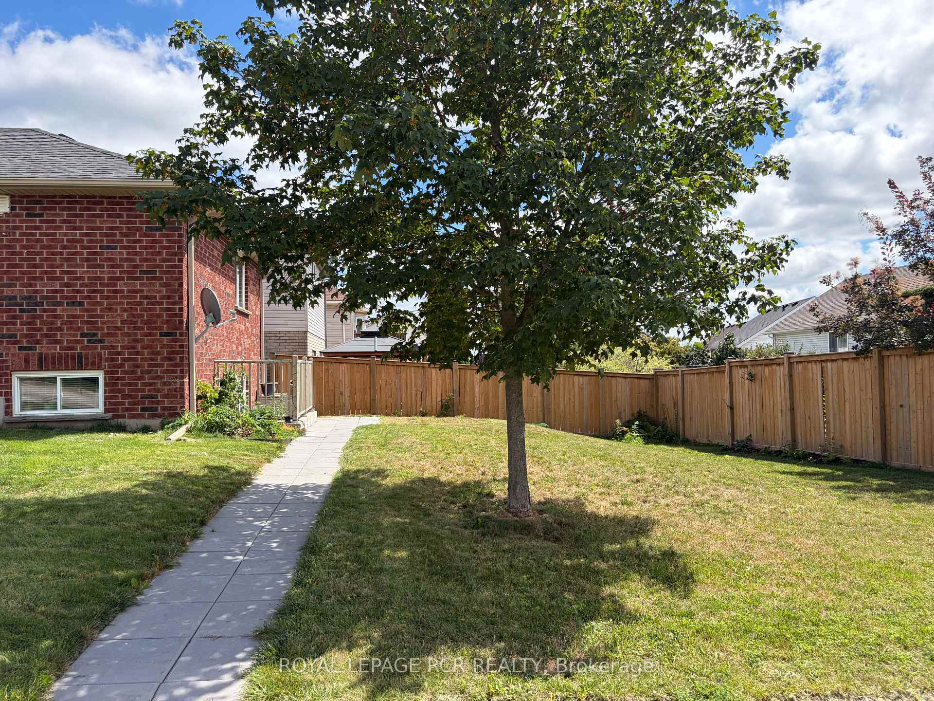Photo 11 of Unit Lower Level, 77 Biscayne Crescent, Orangeville — HOMEH