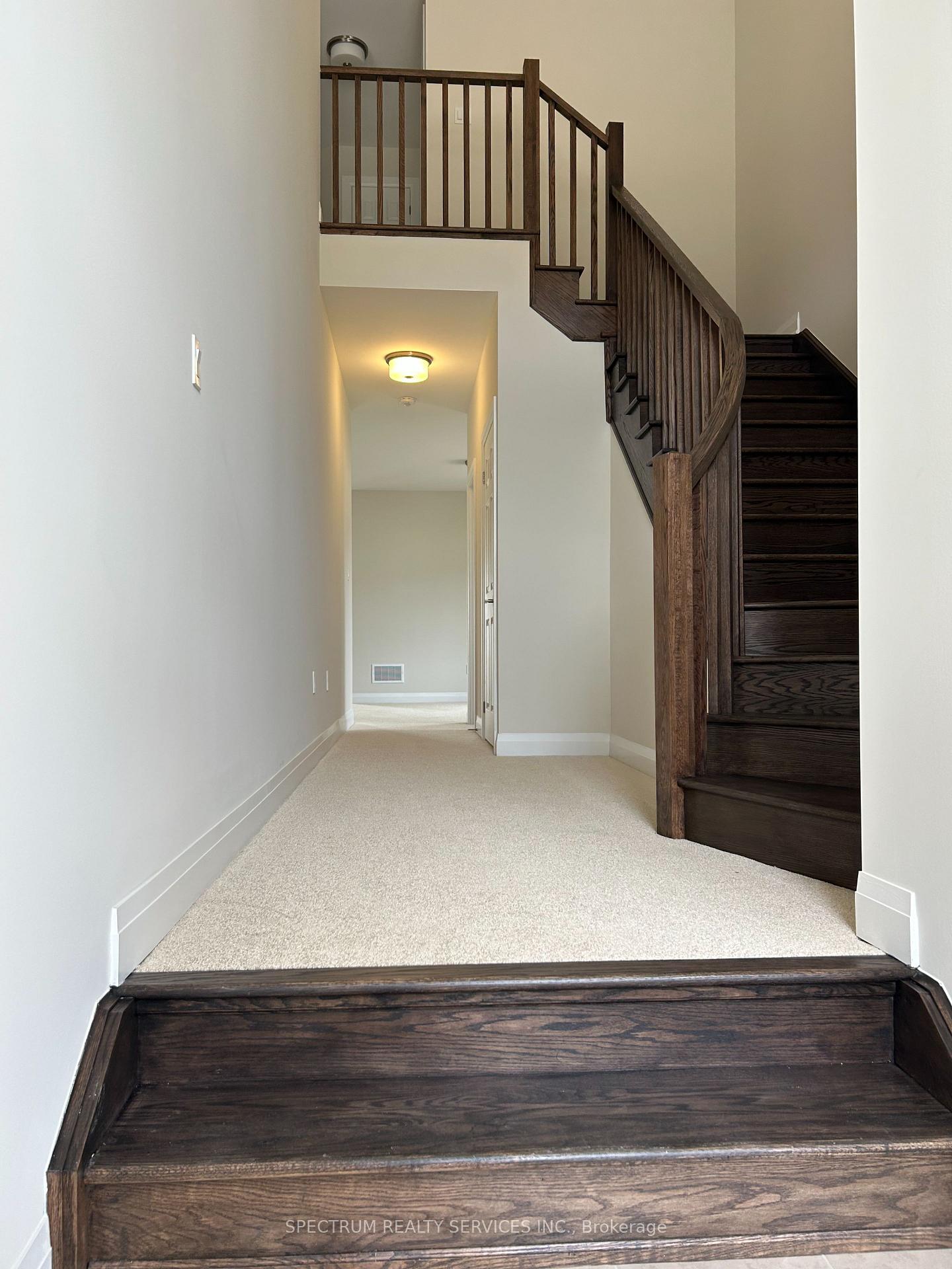 Photo 6 of 4 Arding Circle, Brantford, Empire South — HOMEH