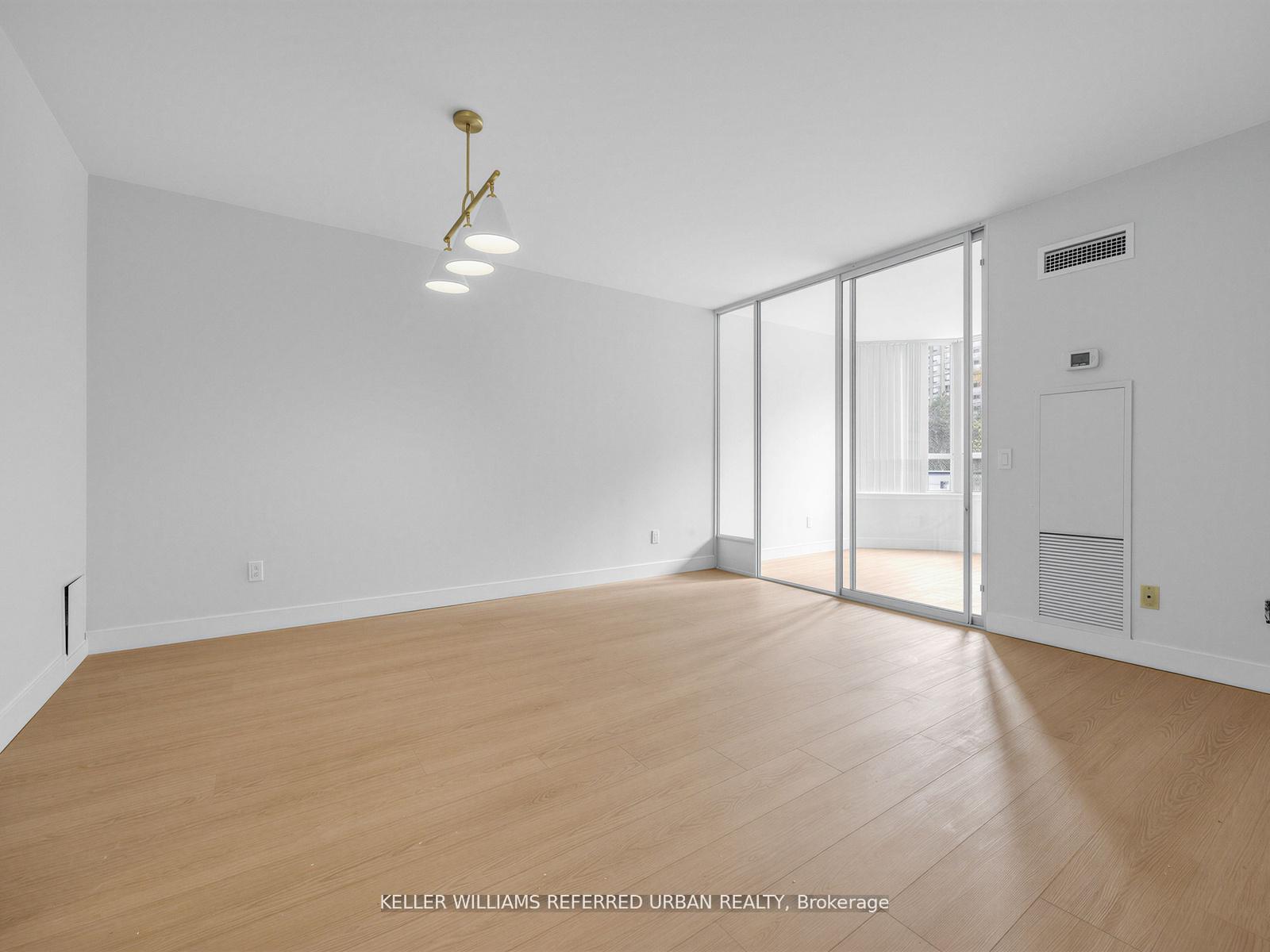 Photo 7 of Unit 217, 7 Bishop Avenue, North York, Newtonbrook East — HOMEH