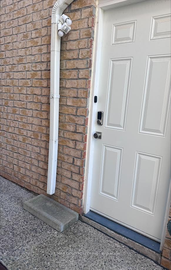 Photo 6 of Unit 1, 298 Etheridge Avenue, Milton, Ford — HOMEH