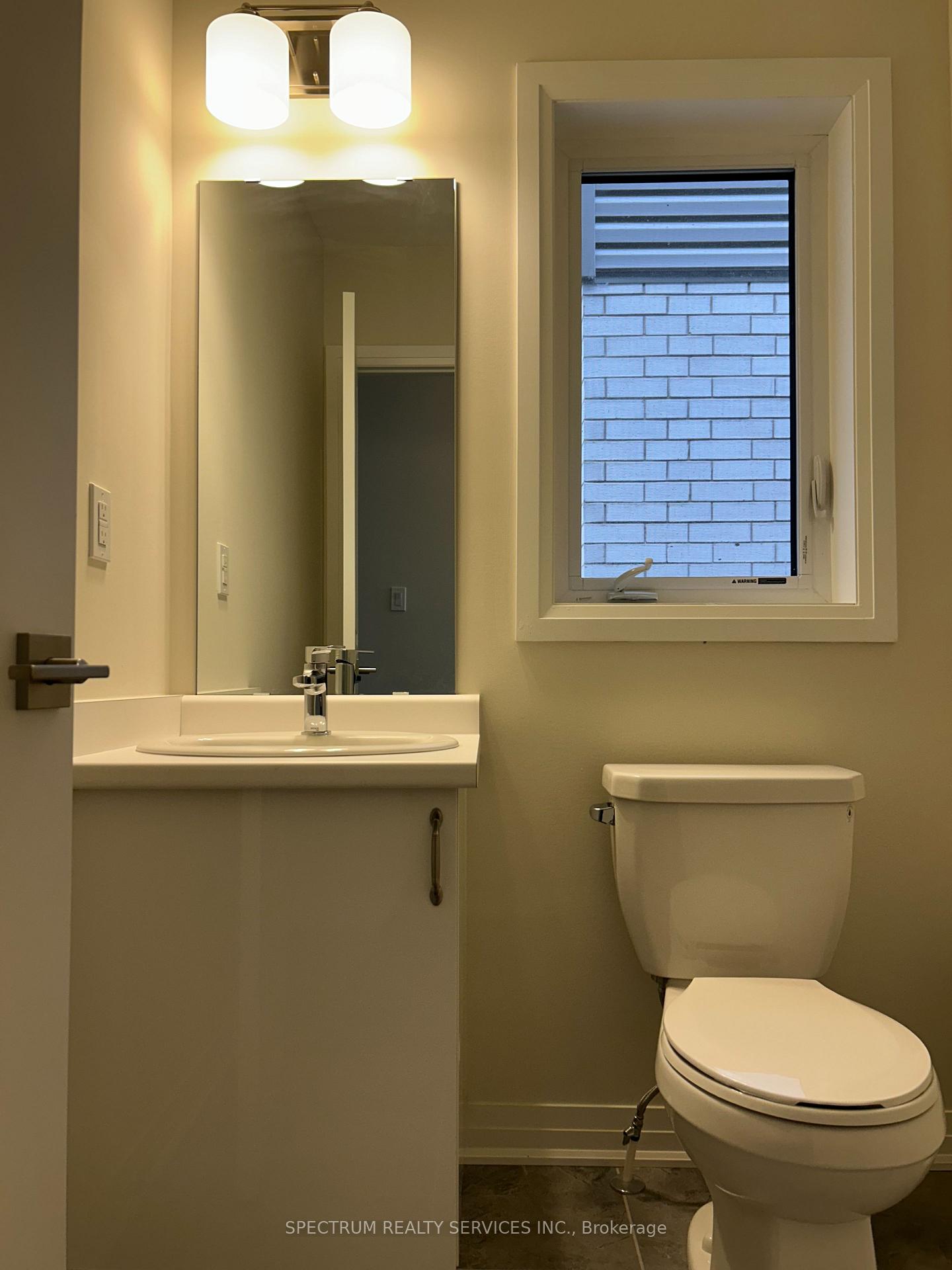 Photo 4 of 10 Arding Circle, Brantford, Greenbrier — HOMEH
