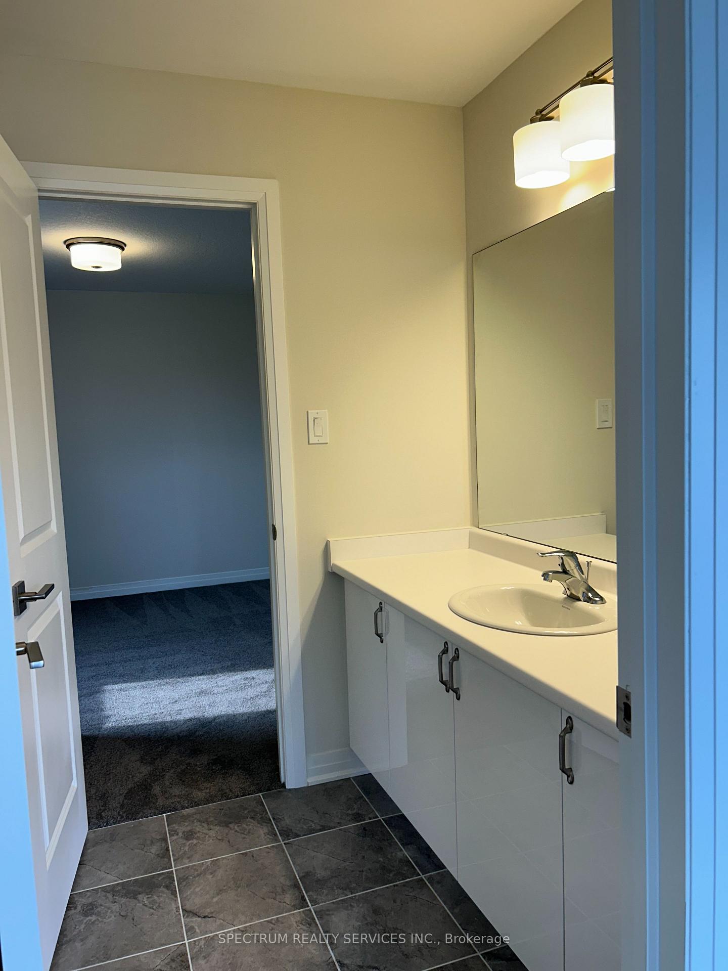 Photo 10 of 10 Arding Circle, Brantford, Greenbrier — HOMEH