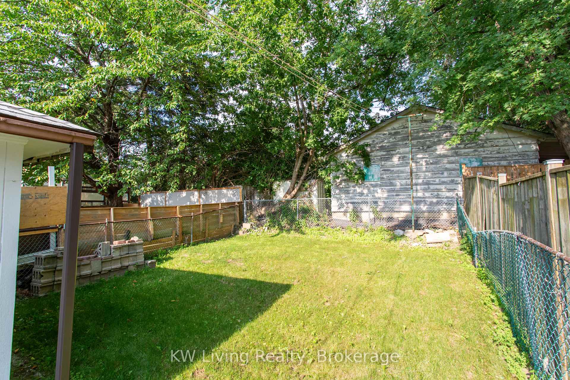 Photo 45 of 9 Rupert Street, Scarborough, Clairlea-Birchmount — HOMEH