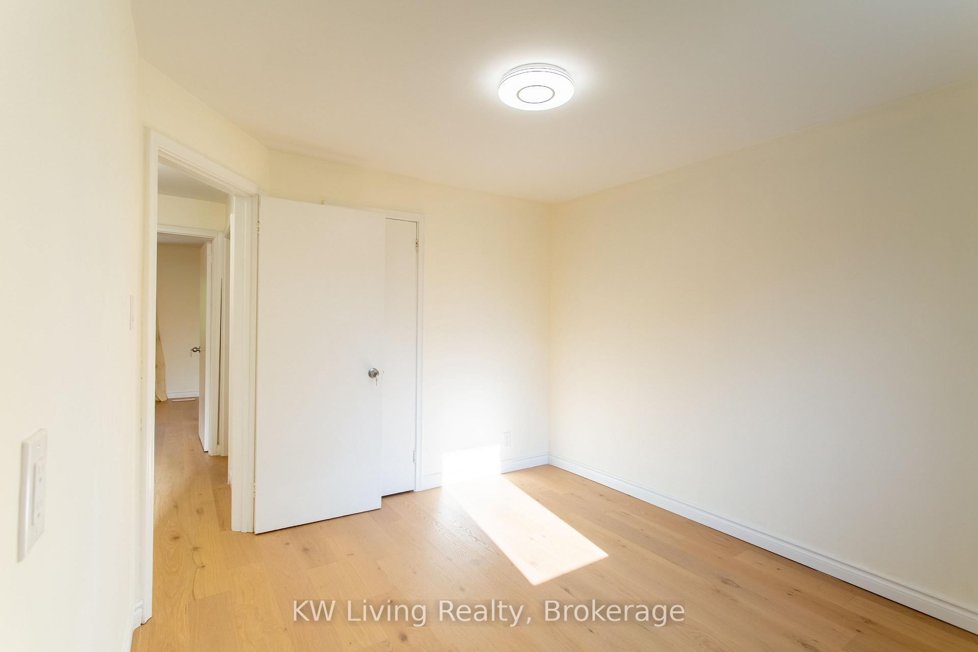 Photo 19 of 9 Rupert Street, Scarborough, Clairlea-Birchmount — HOMEH