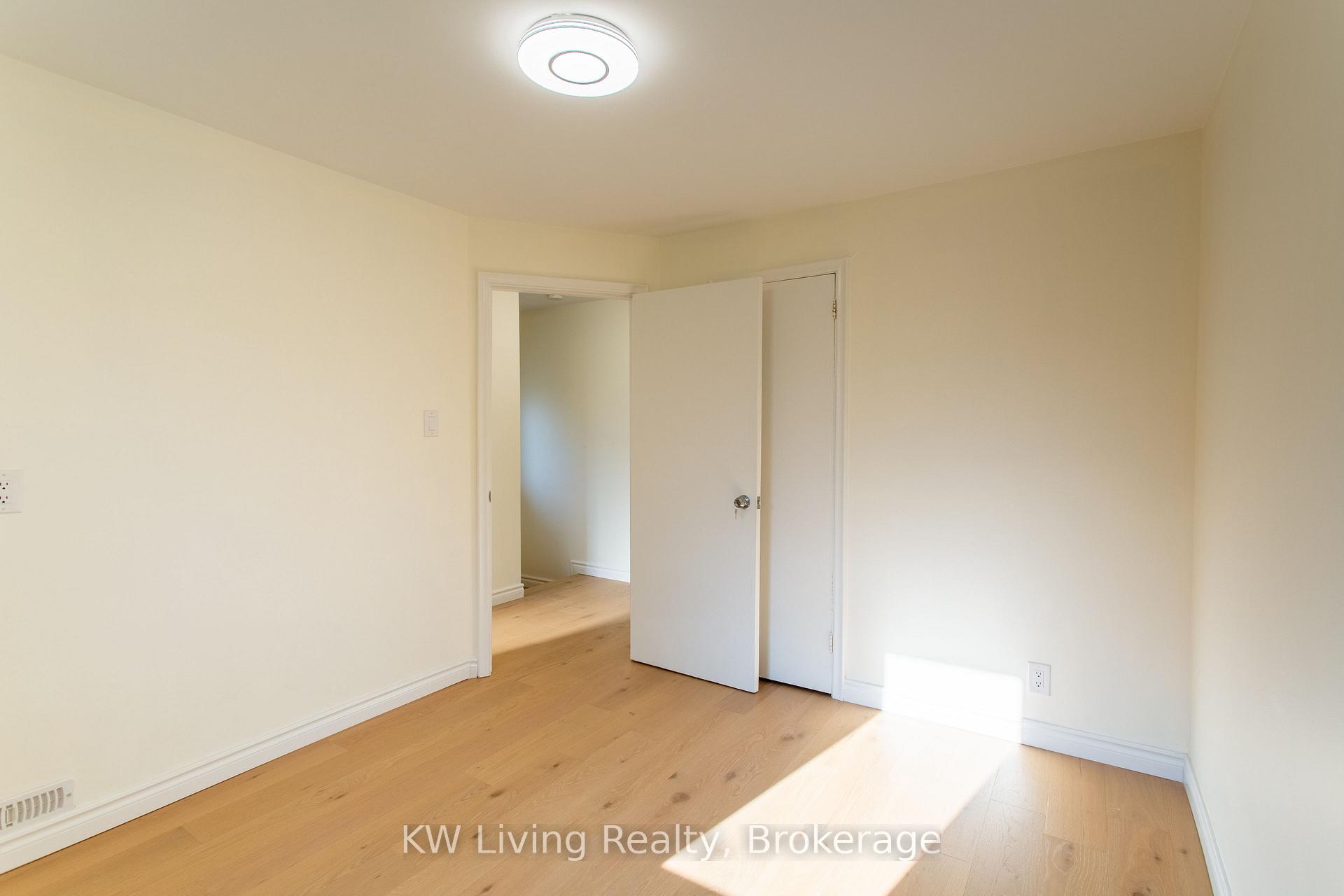 Photo 20 of 9 Rupert Street, Scarborough, Clairlea-Birchmount — HOMEH