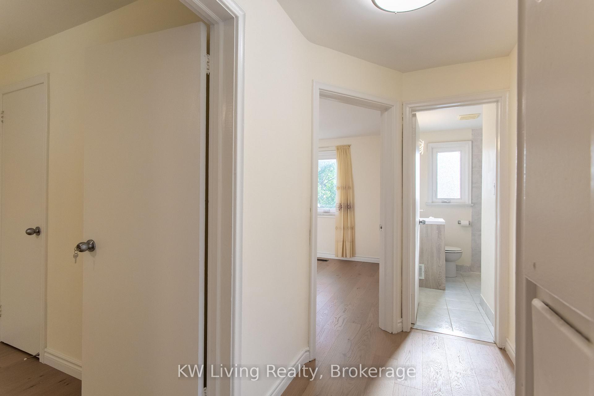 Photo 27 of 9 Rupert Street, Scarborough, Clairlea-Birchmount — HOMEH