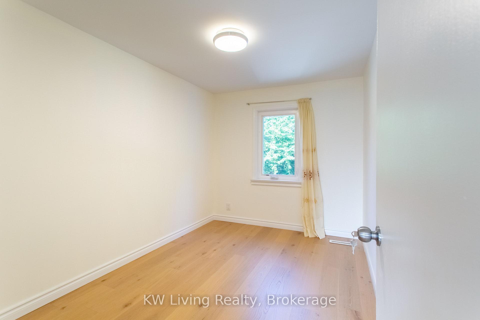 Photo 28 of 9 Rupert Street, Scarborough, Clairlea-Birchmount — HOMEH