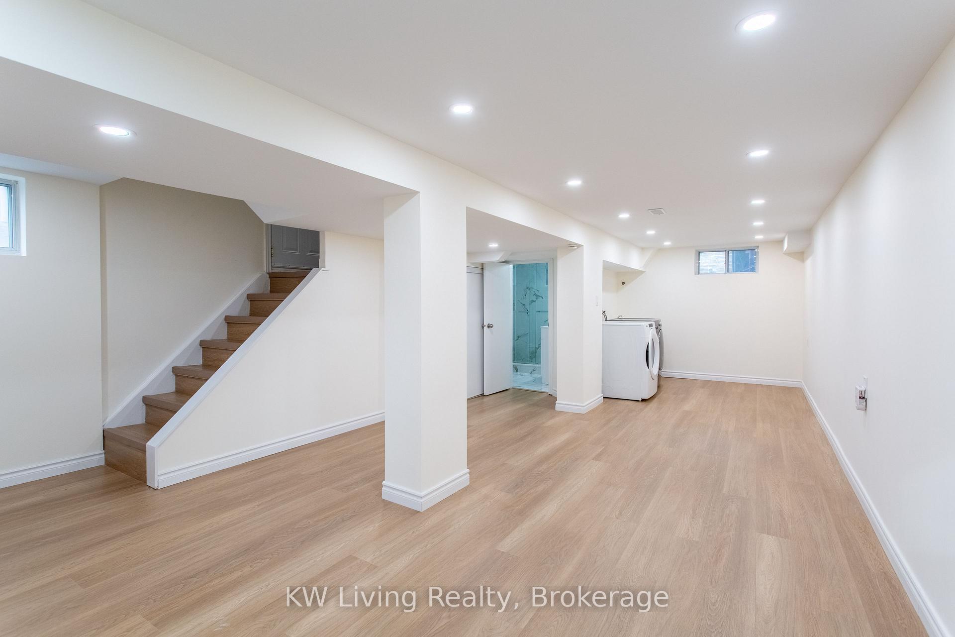 Photo 36 of 9 Rupert Street, Scarborough, Clairlea-Birchmount — HOMEH