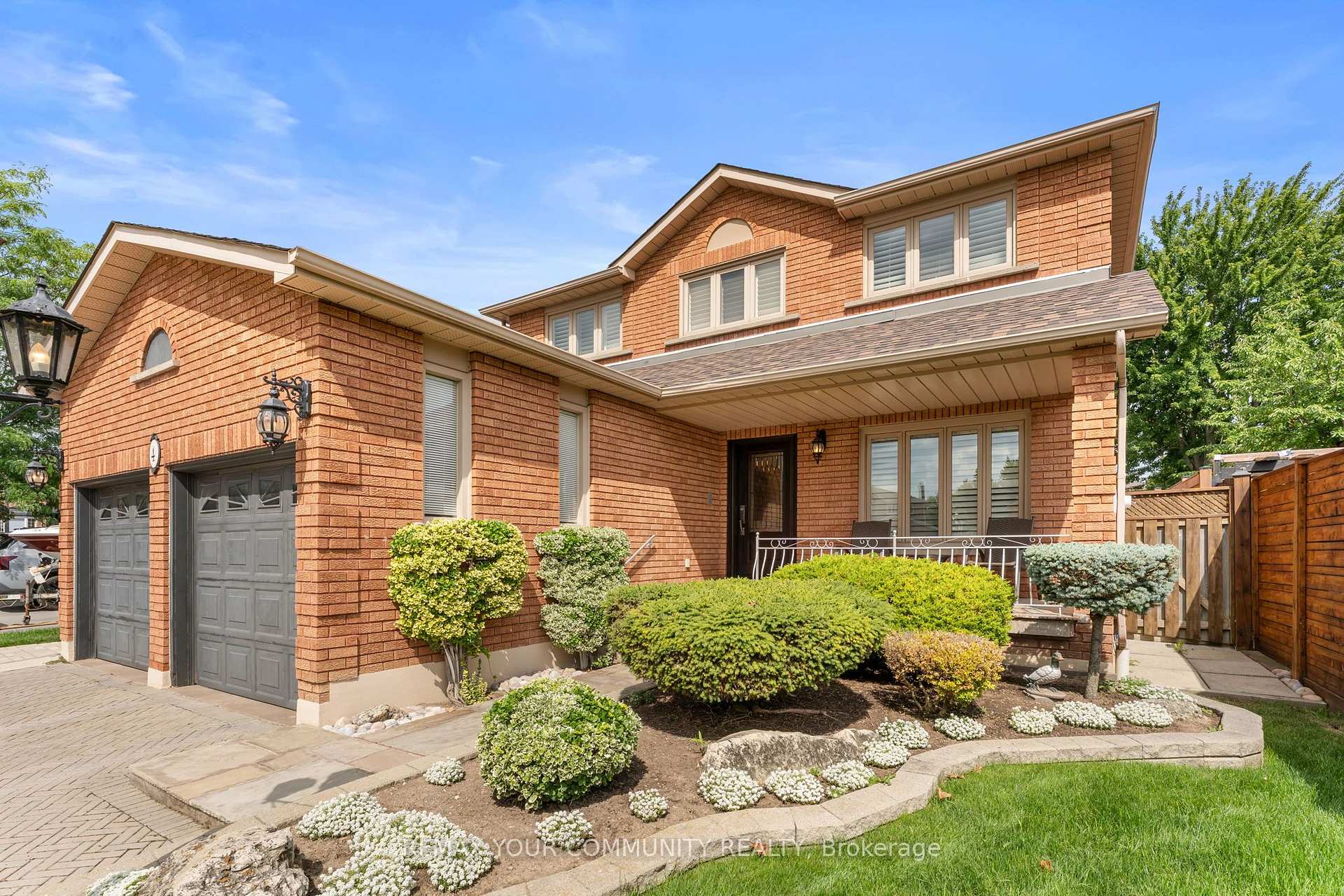 Photo 4 of 4 Tomel Court, Caledon, Bolton West — HOMEH