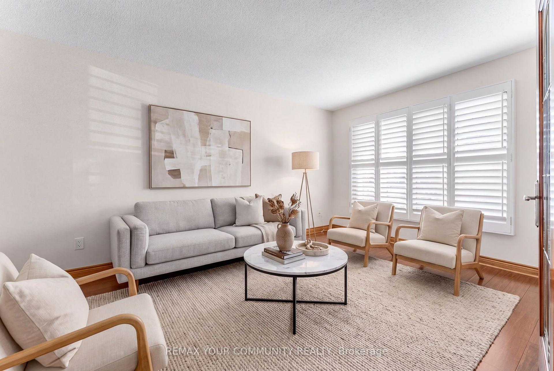Photo 11 of 4 Tomel Court, Caledon, Bolton West — HOMEH