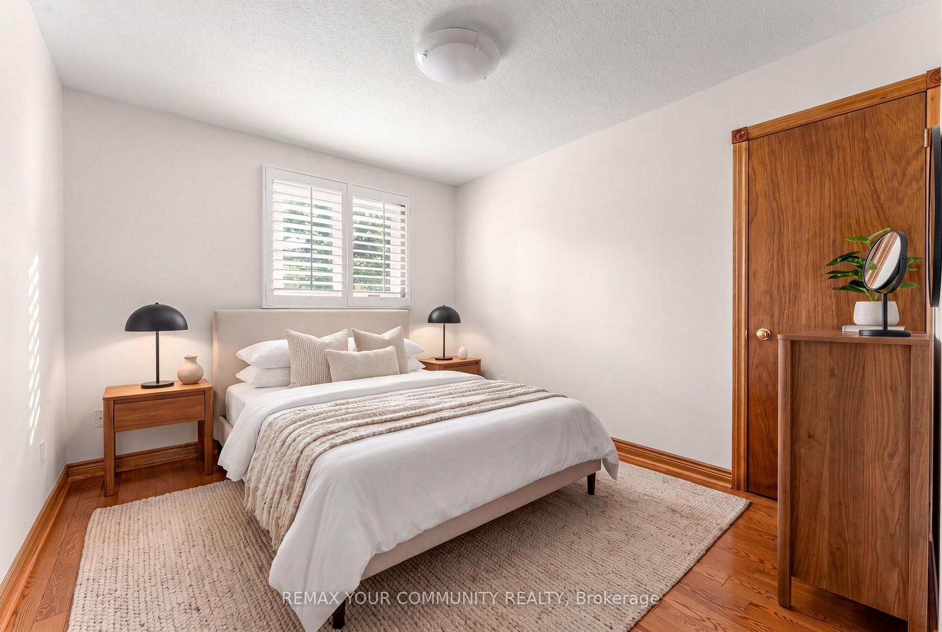 Photo 38 of 4 Tomel Court, Caledon, Bolton West — HOMEH