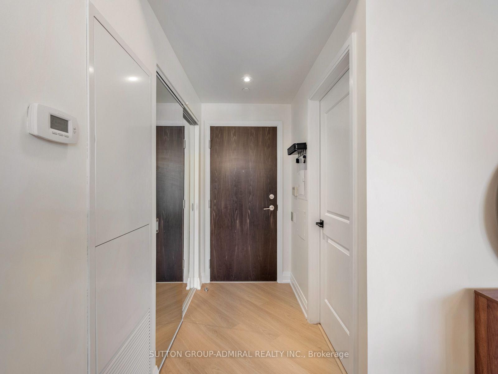 Photo 2 of Unit 405, 7608 Yonge Street, Vaughan, Crestwood-Springfarm-Yorkhill — HOMEH