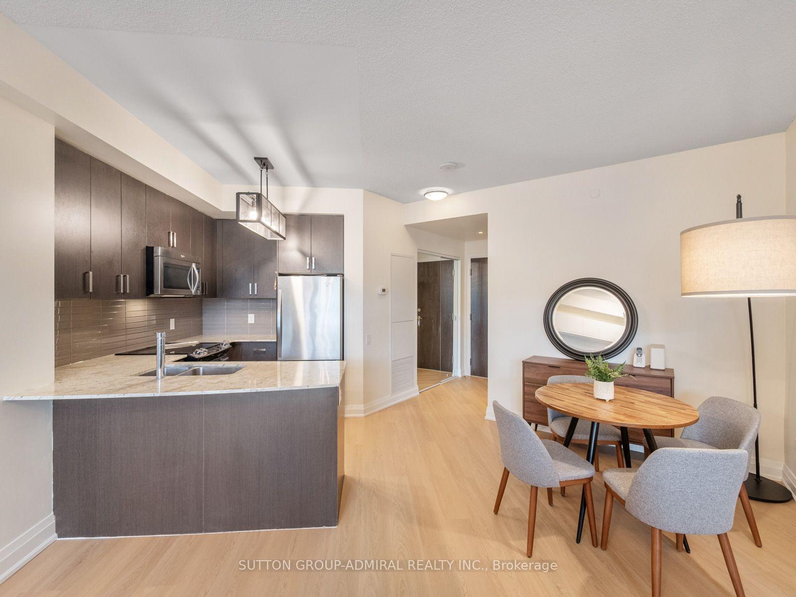 Photo 9 of Unit 405, 7608 Yonge Street, Vaughan, Crestwood-Springfarm-Yorkhill — HOMEH