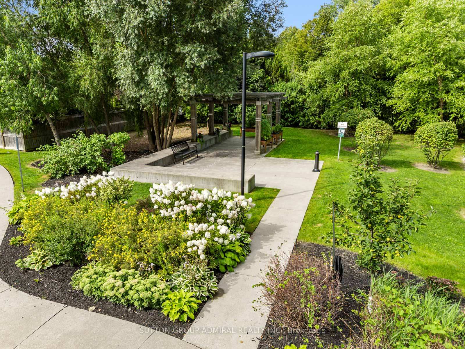 Photo 36 of Unit 405, 7608 Yonge Street, Vaughan, Crestwood-Springfarm-Yorkhill — HOMEH