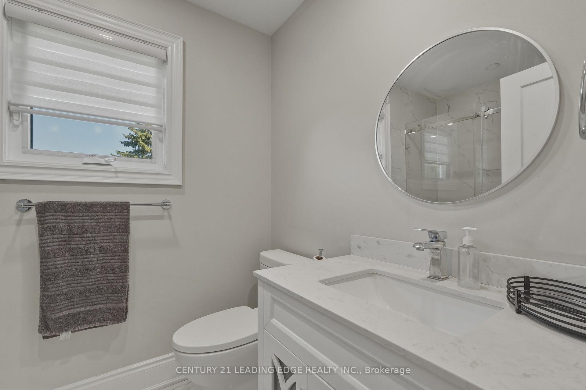 Photo 3 of 1100 Maclean Street, Innisfil, Alcona — HOMEH
