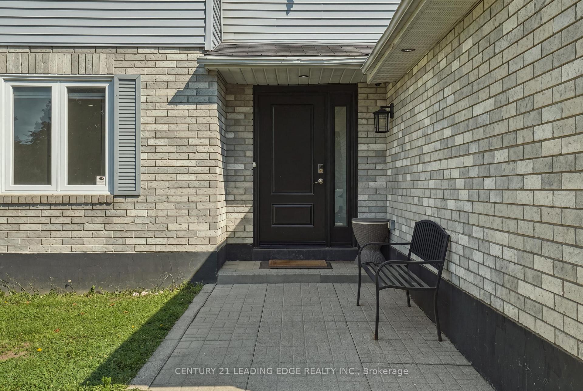 Photo 9 of 1100 Maclean Street, Innisfil, Alcona — HOMEH