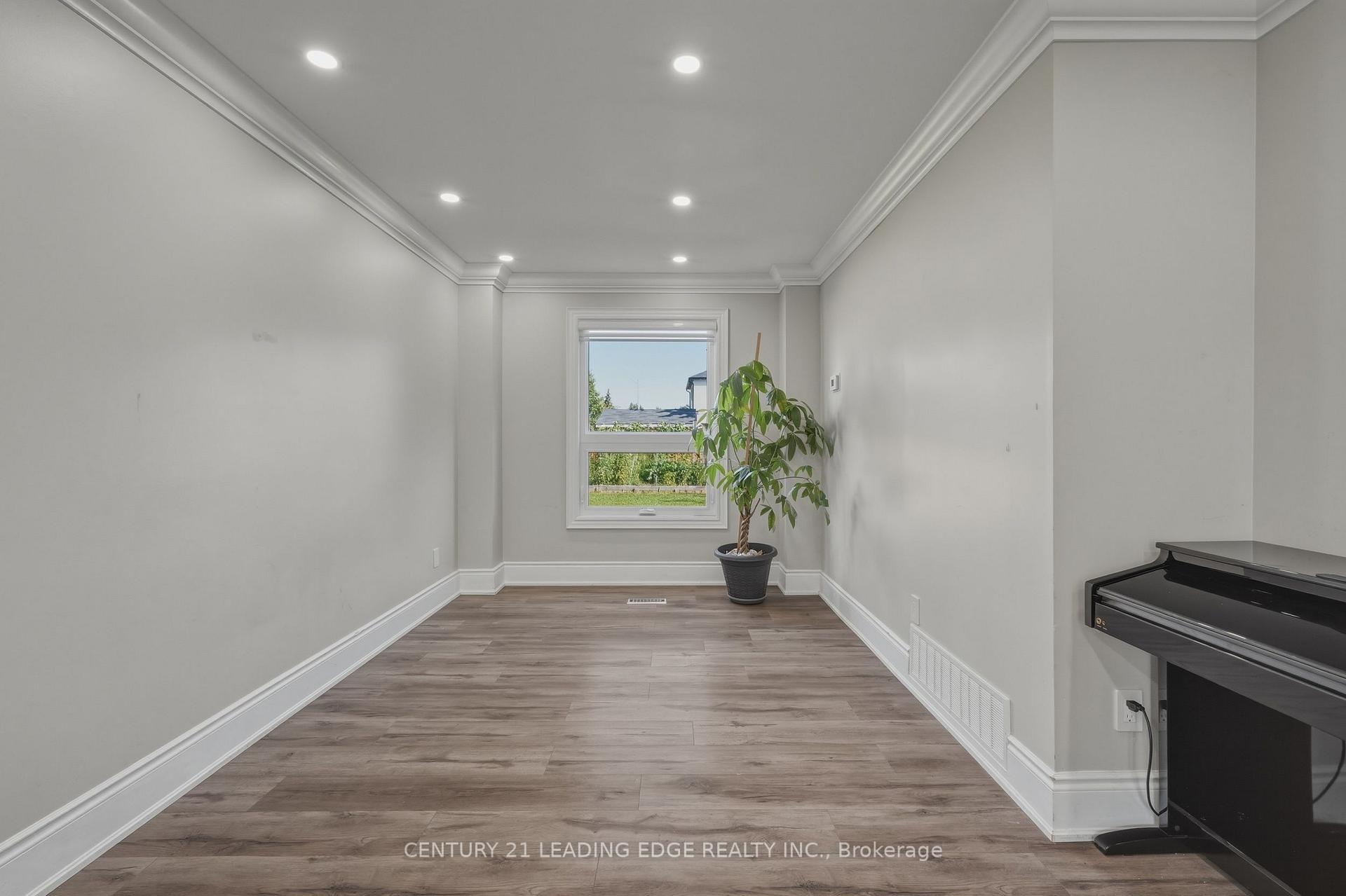 Photo 19 of 1100 Maclean Street, Innisfil, Alcona — HOMEH