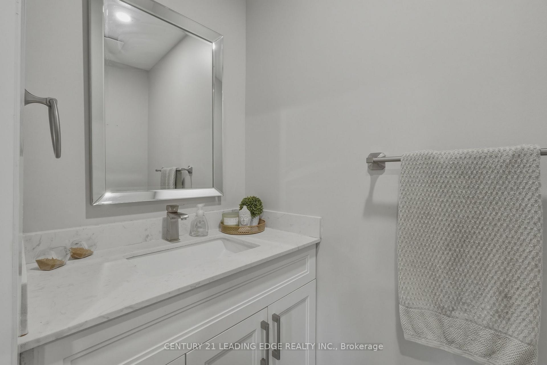 Photo 24 of 1100 Maclean Street, Innisfil, Alcona — HOMEH