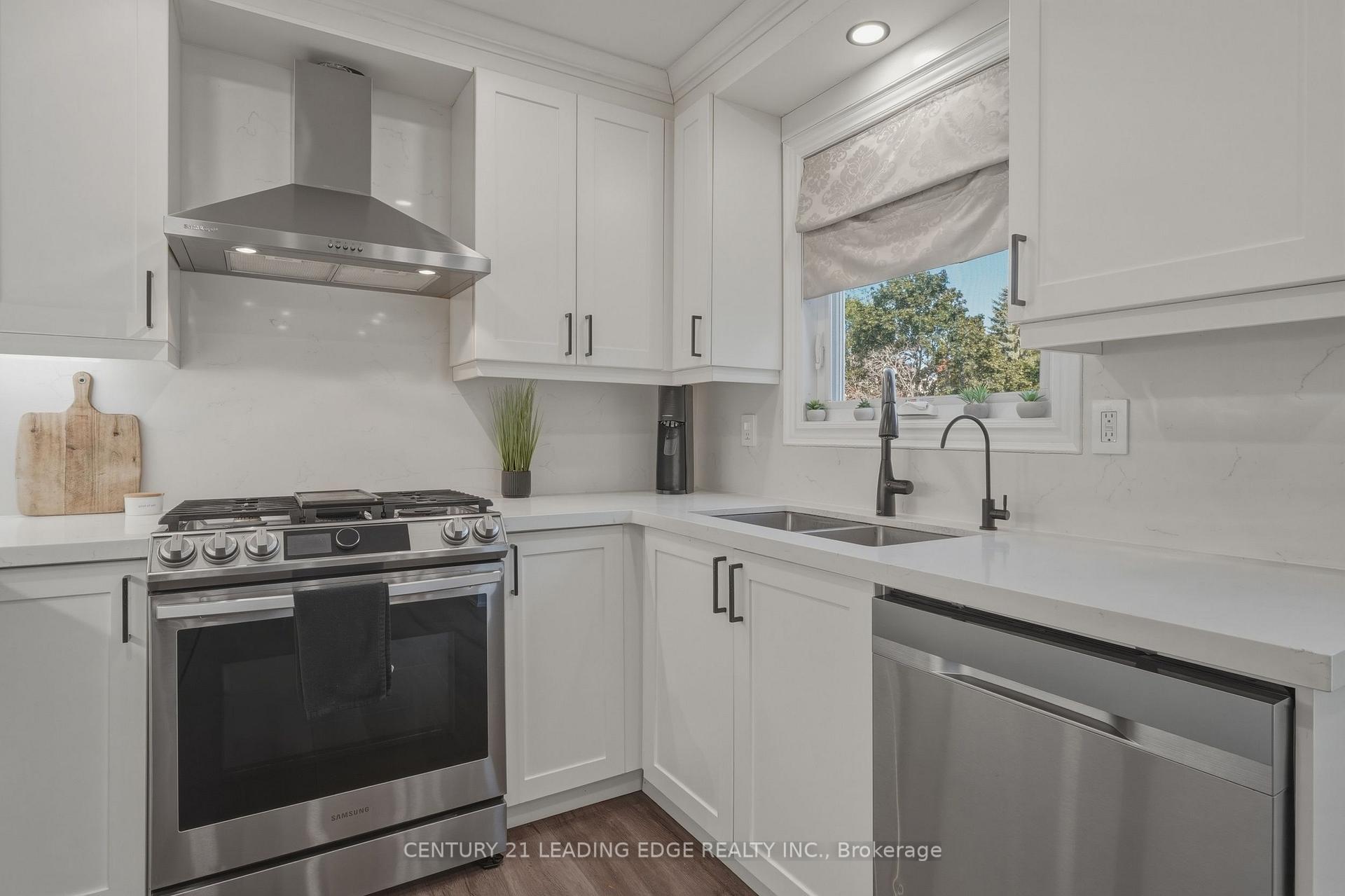 Photo 32 of 1100 Maclean Street, Innisfil, Alcona — HOMEH