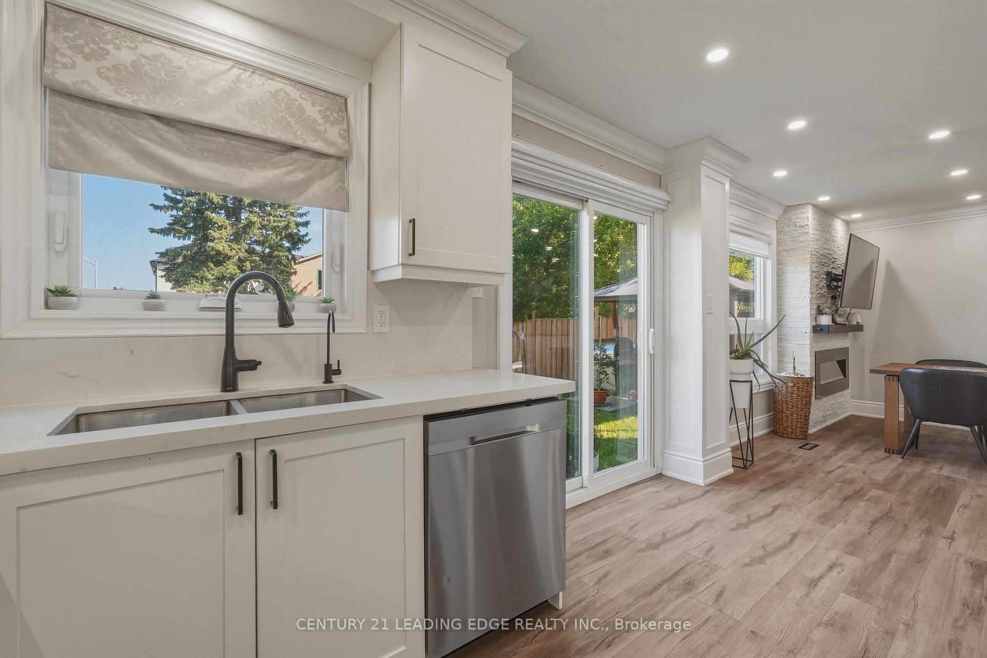 Photo 33 of 1100 Maclean Street, Innisfil, Alcona — HOMEH