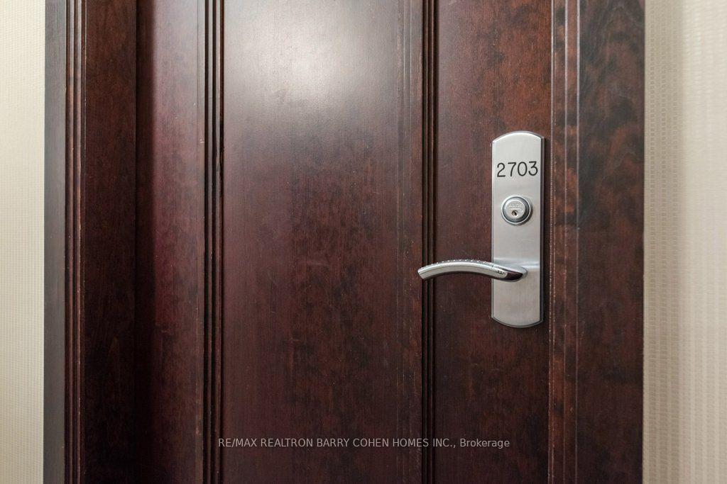 Photo 6 of Unit 2703, 35 Balmuto Street, Toronto, Bay Street Corridor — HOMEH