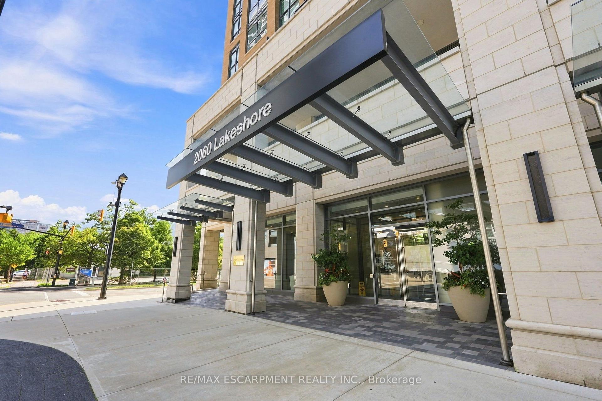 Photo 3 of Unit 310, 2060 Lakeshore Road, Burlington, Brant — HOMEH