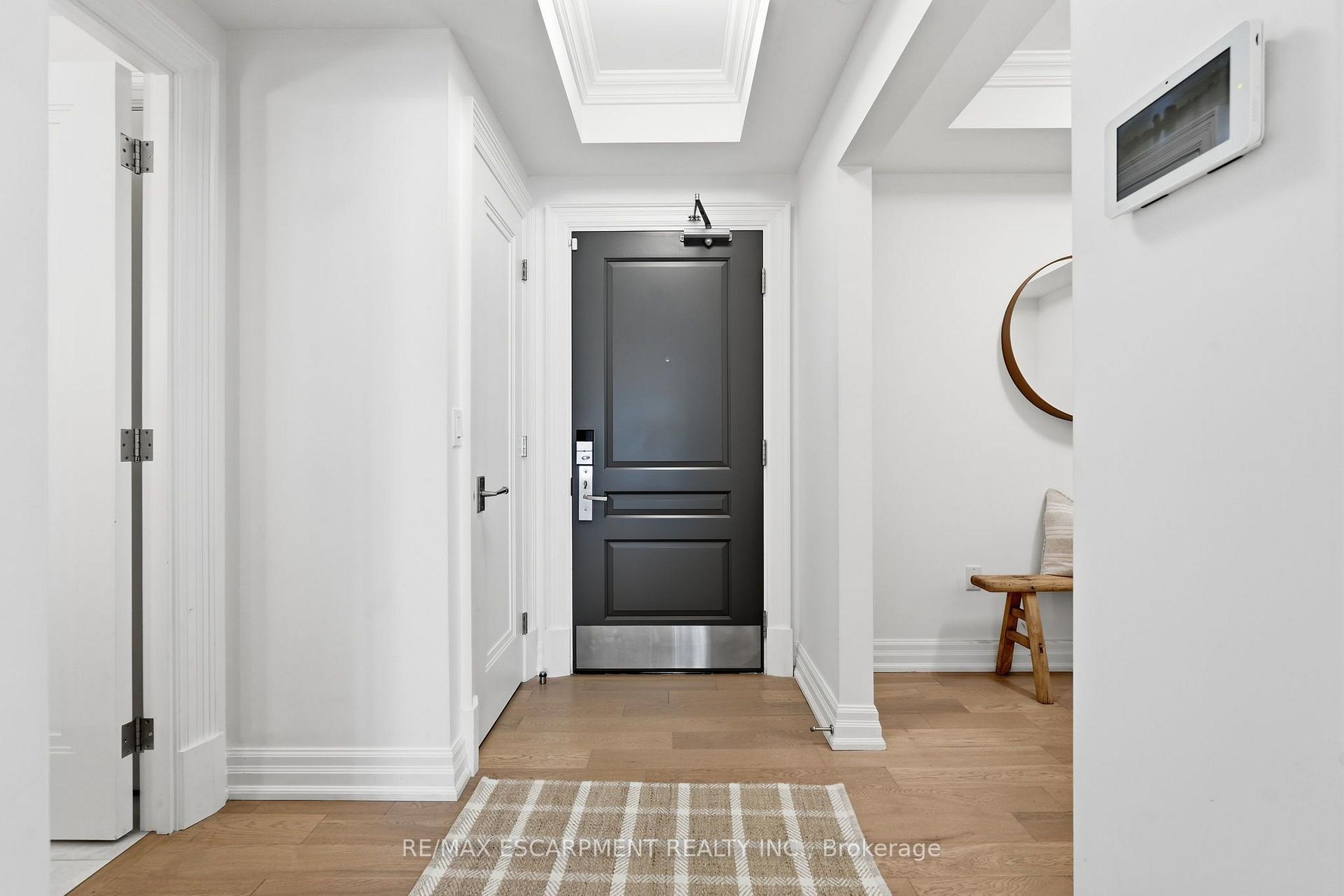 Photo 6 of Unit 310, 2060 Lakeshore Road, Burlington, Brant — HOMEH