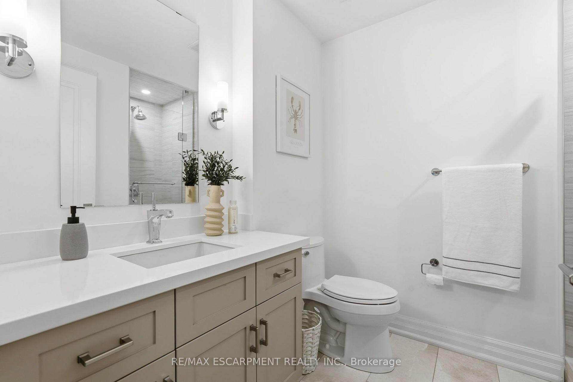 Photo 9 of Unit 310, 2060 Lakeshore Road, Burlington, Brant — HOMEH