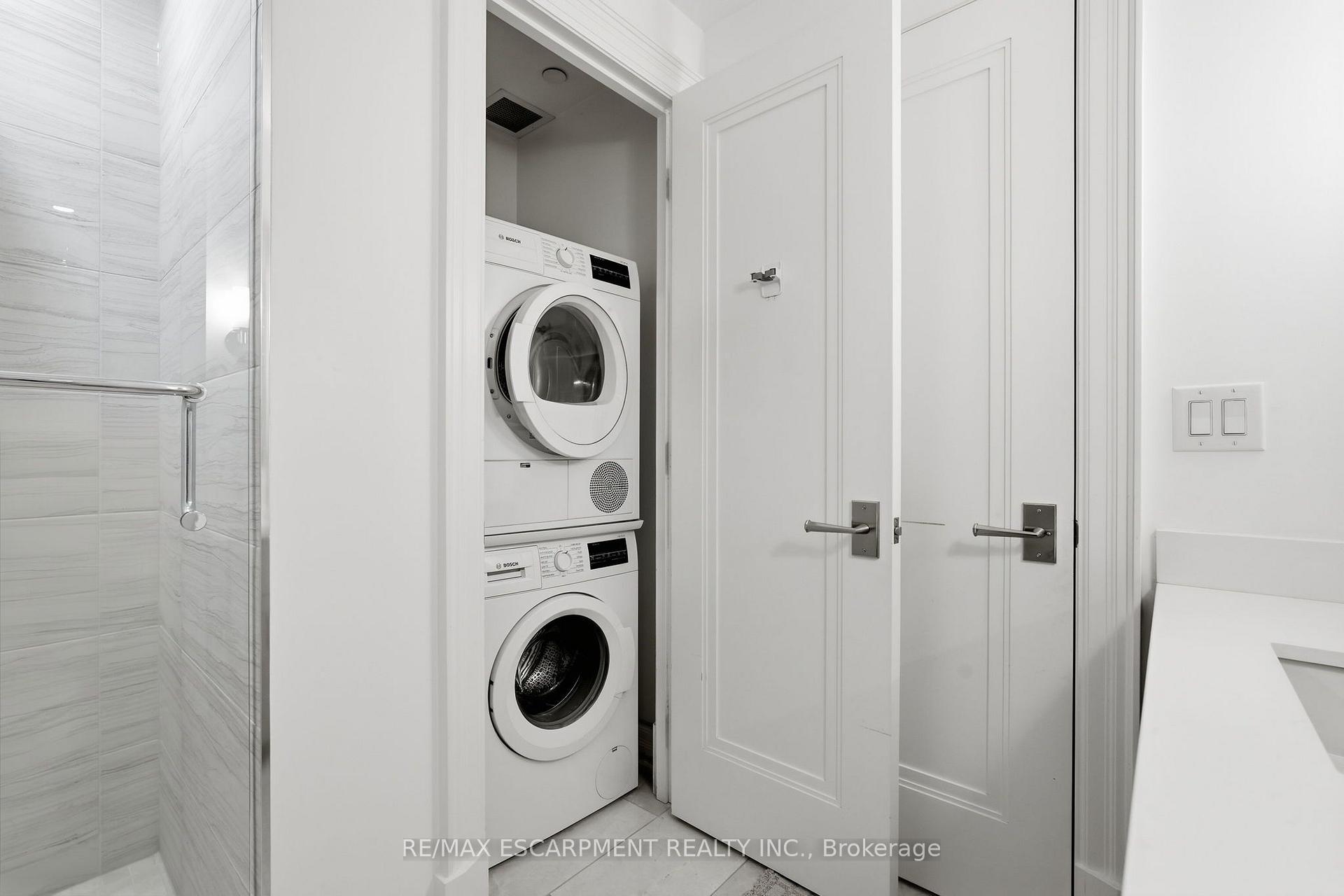Photo 10 of Unit 310, 2060 Lakeshore Road, Burlington, Brant — HOMEH