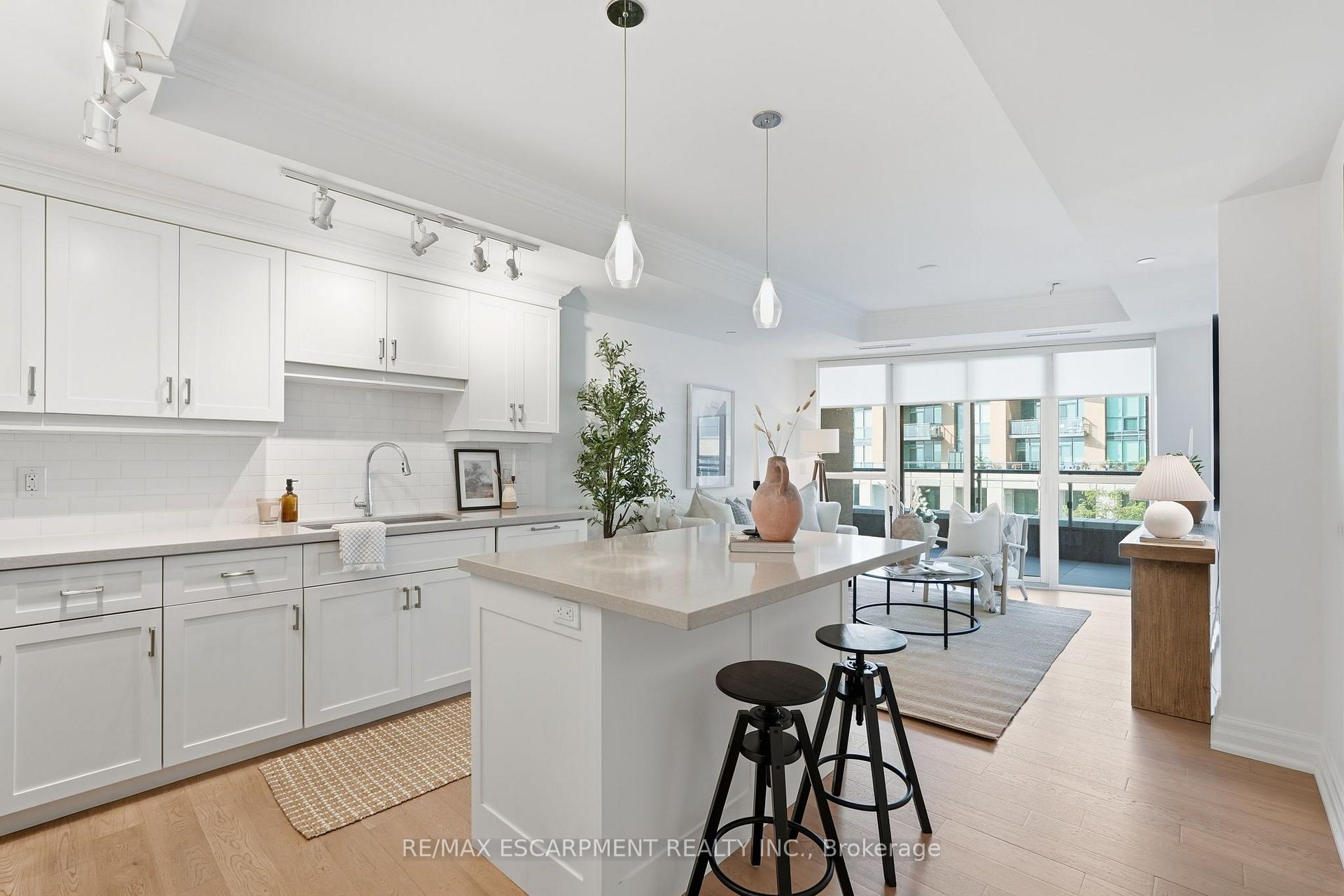 Photo 11 of Unit 310, 2060 Lakeshore Road, Burlington, Brant — HOMEH