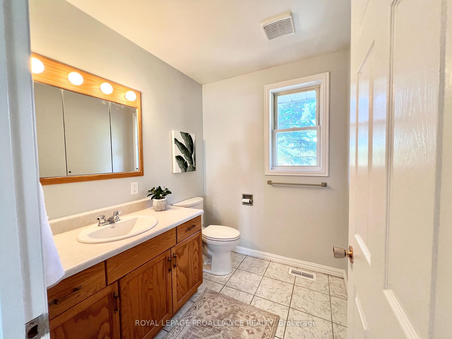 Photo 13 of 444 County Road 19, Prince Edward County, Ameliasburg Ward — HOMEH