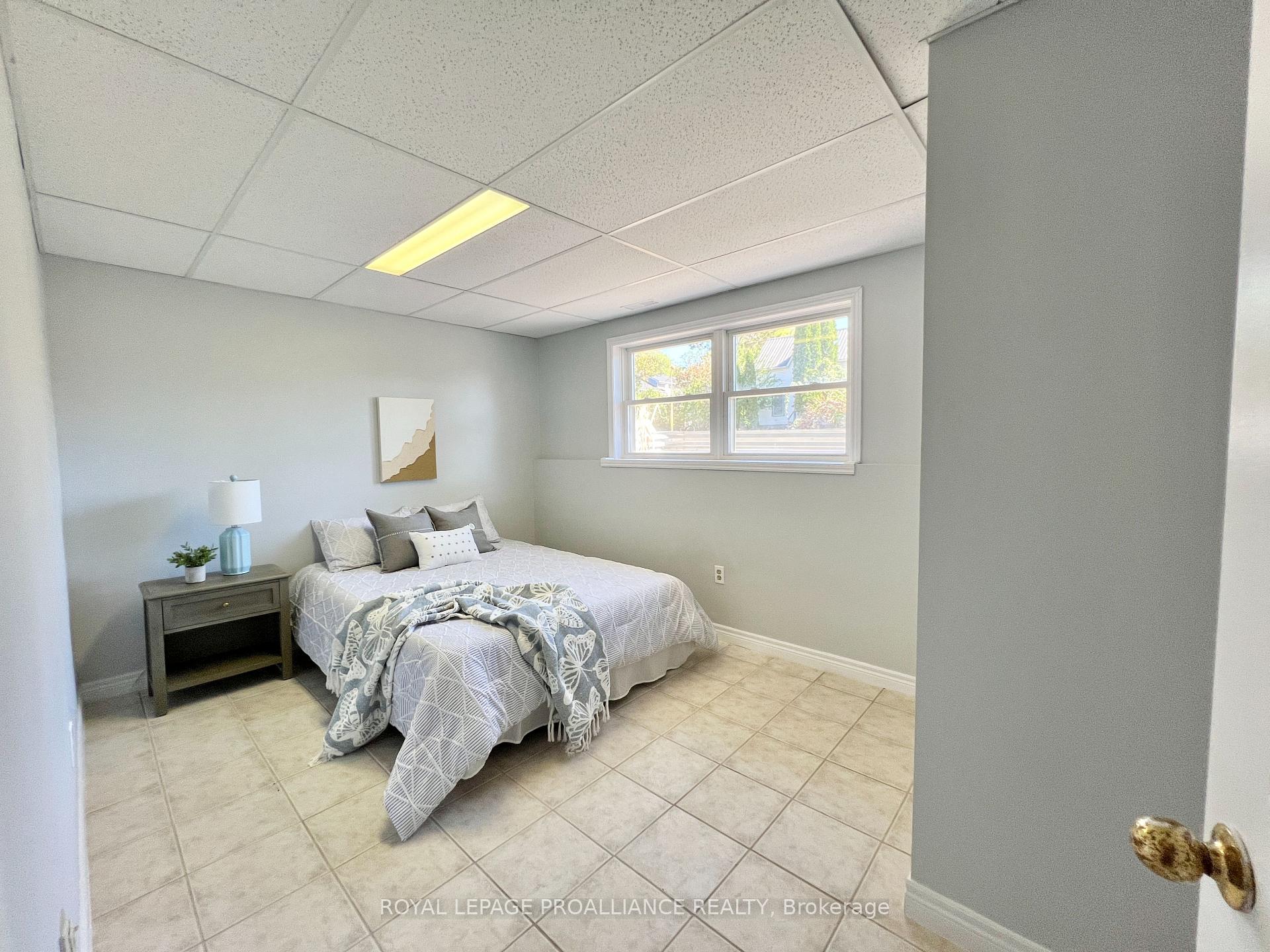 Photo 18 of 444 County Road 19, Prince Edward County, Ameliasburg Ward — HOMEH