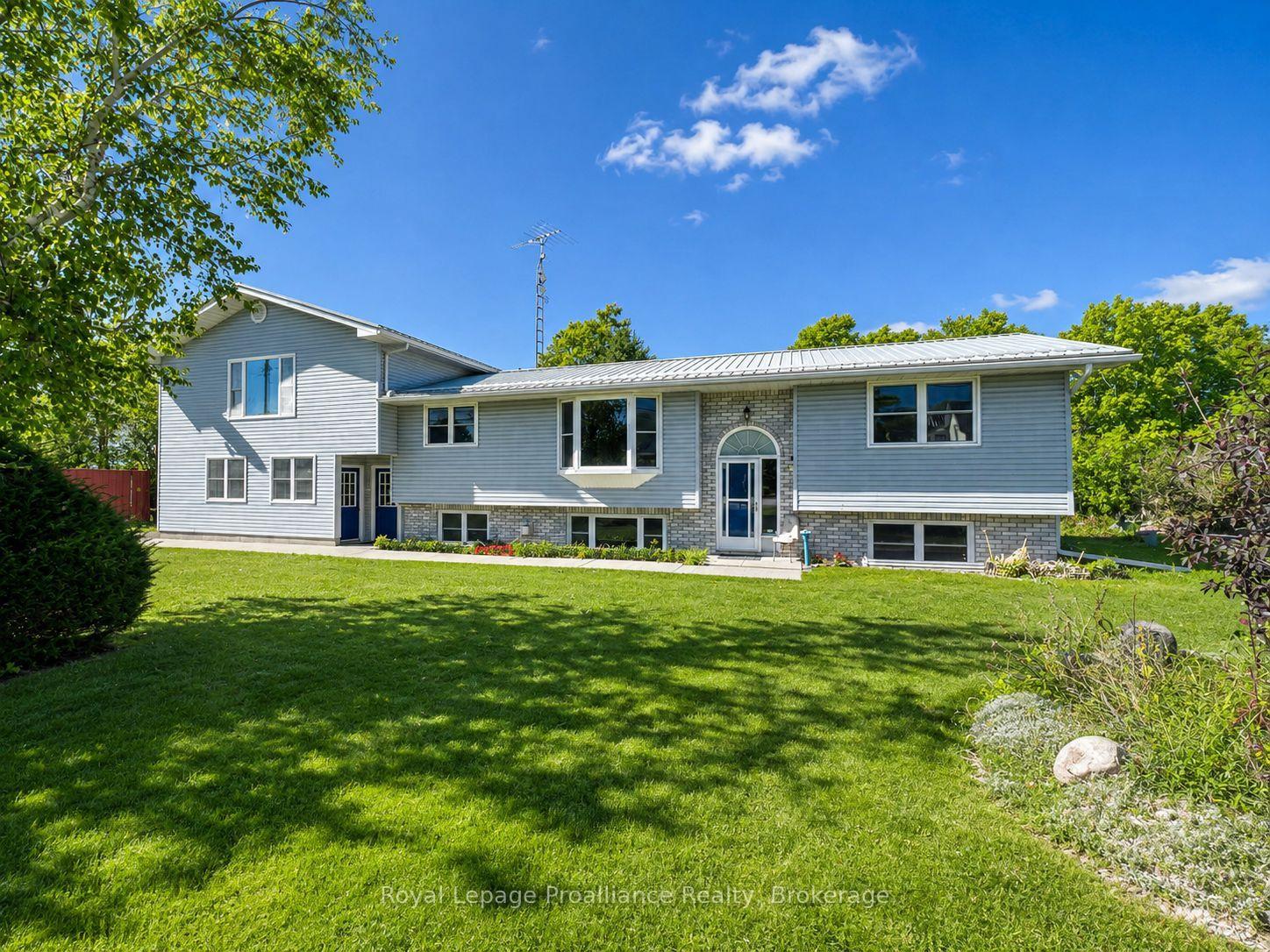 Photo 2 of 444 County Road 19, Prince Edward County, Ameliasburg Ward — HOMEH