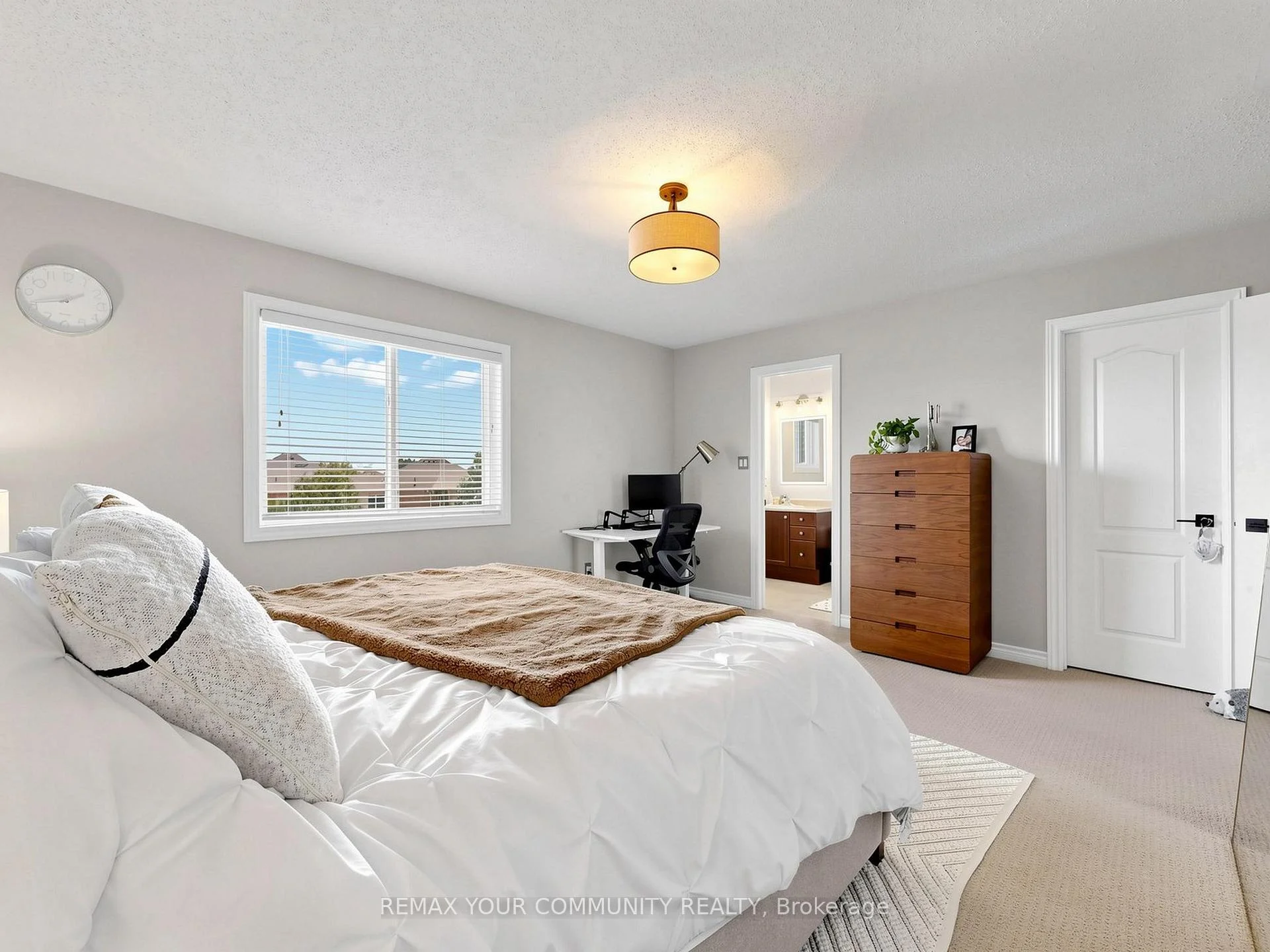 Photo 56 of 51 Shuttleworth Drive, Clarington, Courtice — HOMEH