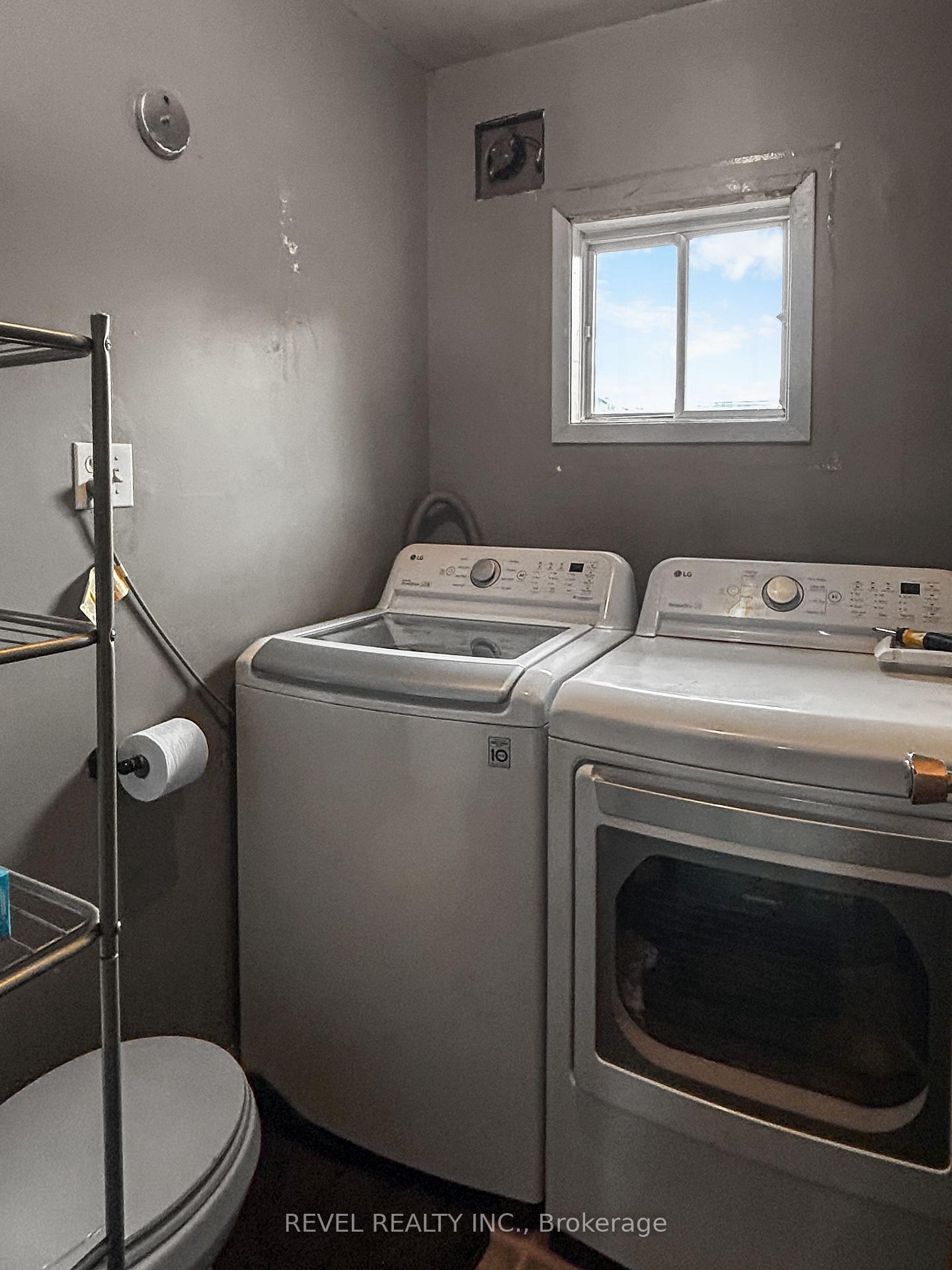 Photo 8 of 70 Helmer Avenue, Timmins, SP - Main Area — HOMEH