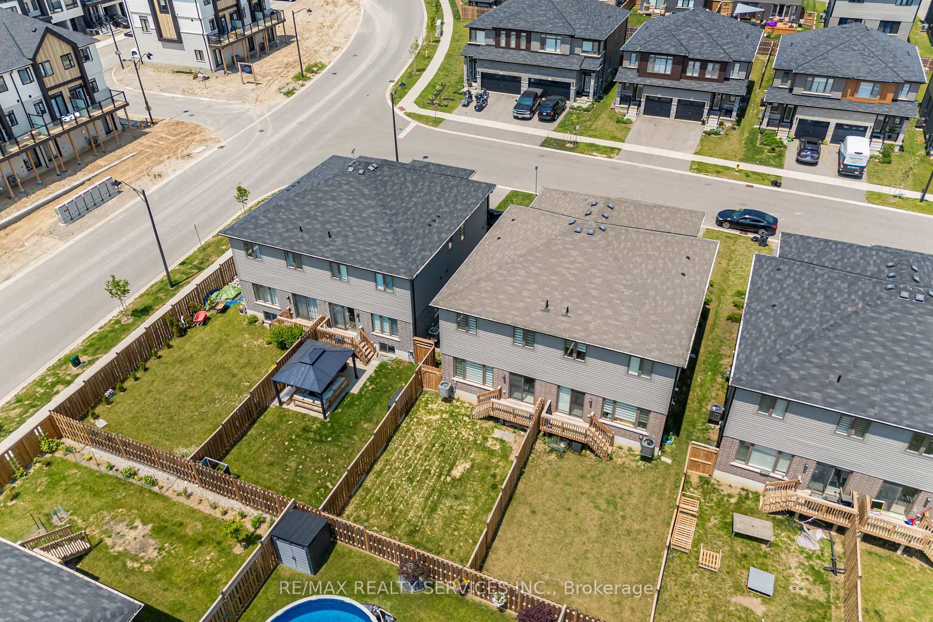 Photo 5 of 7 Baker Lane, Brant, Paris — HOMEH