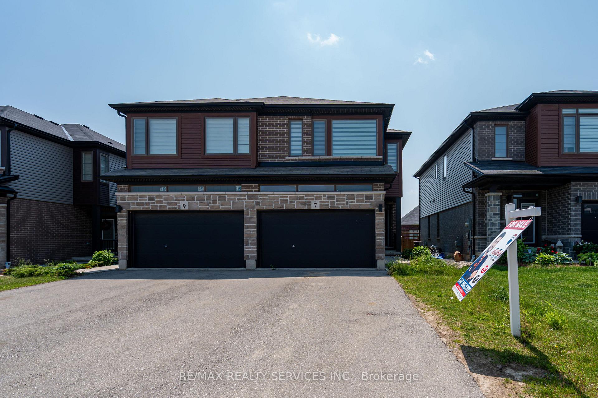 Photo 7 of 7 Baker Lane, Brant, Paris — HOMEH