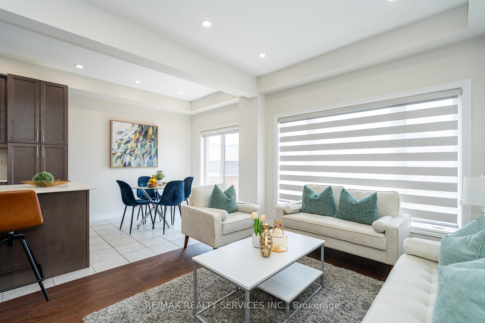 Photo 15 of 7 Baker Lane, Brant, Paris — HOMEH